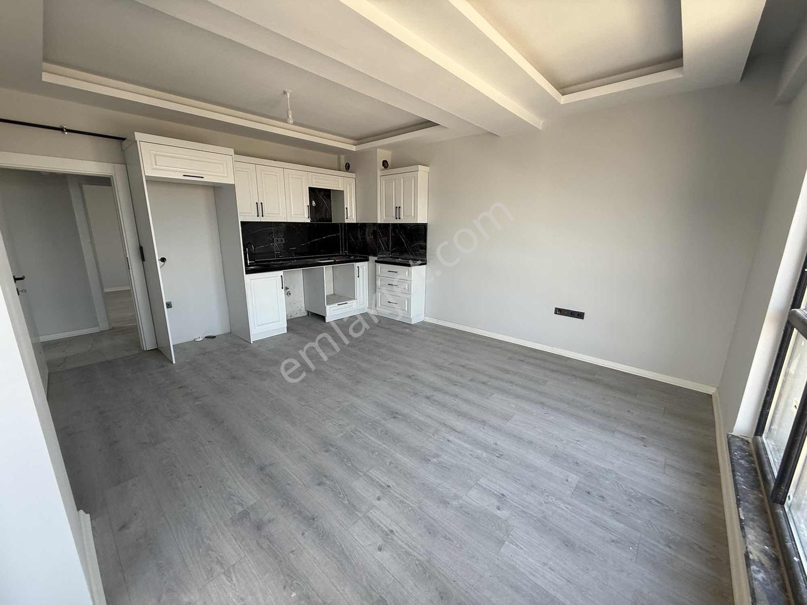 Bulut Emlak I Deniz Manzaralı Anayola Cephe Satılık 2+1 Daire — fotoğraf 4