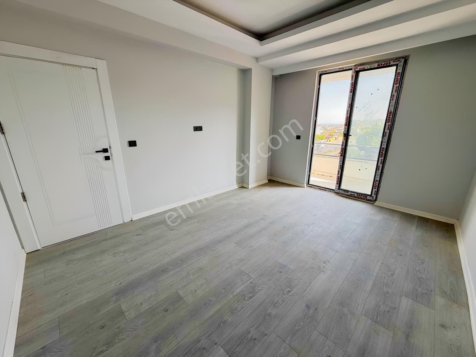 Bulut Emlak I Deniz Manzaralı Anayola Cephe Satılık 2+1 Daire — fotoğraf 13