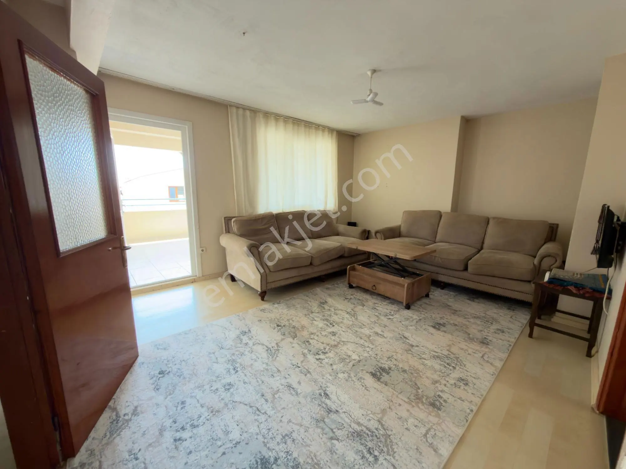 Çayırova Satılık 2+1 Büyük Balkonlu