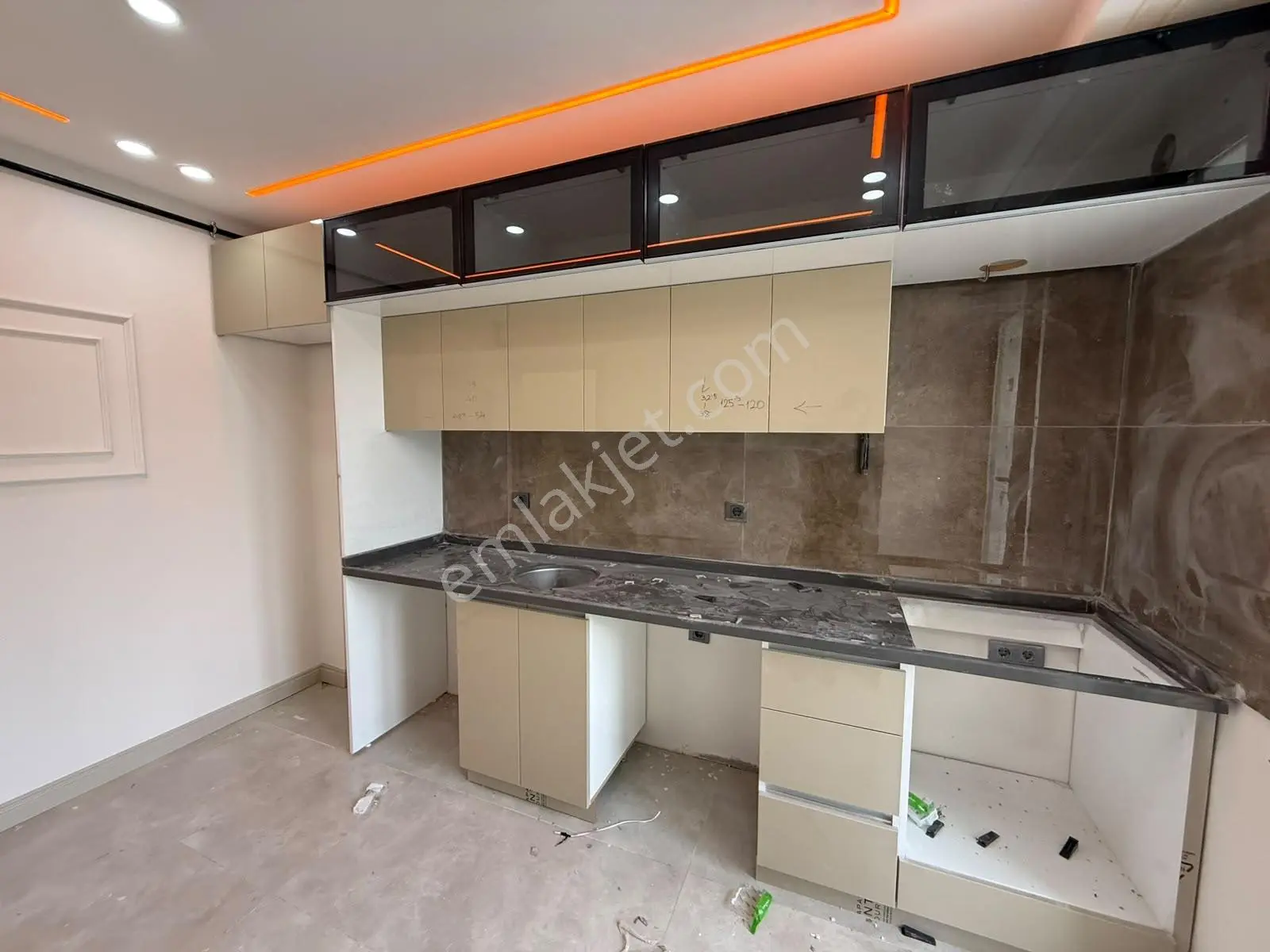 Güven'den Kapaklı'da Ebeveyn Banyolu Kapalı Otoparklı 3+1 Daire — fotoğraf 10