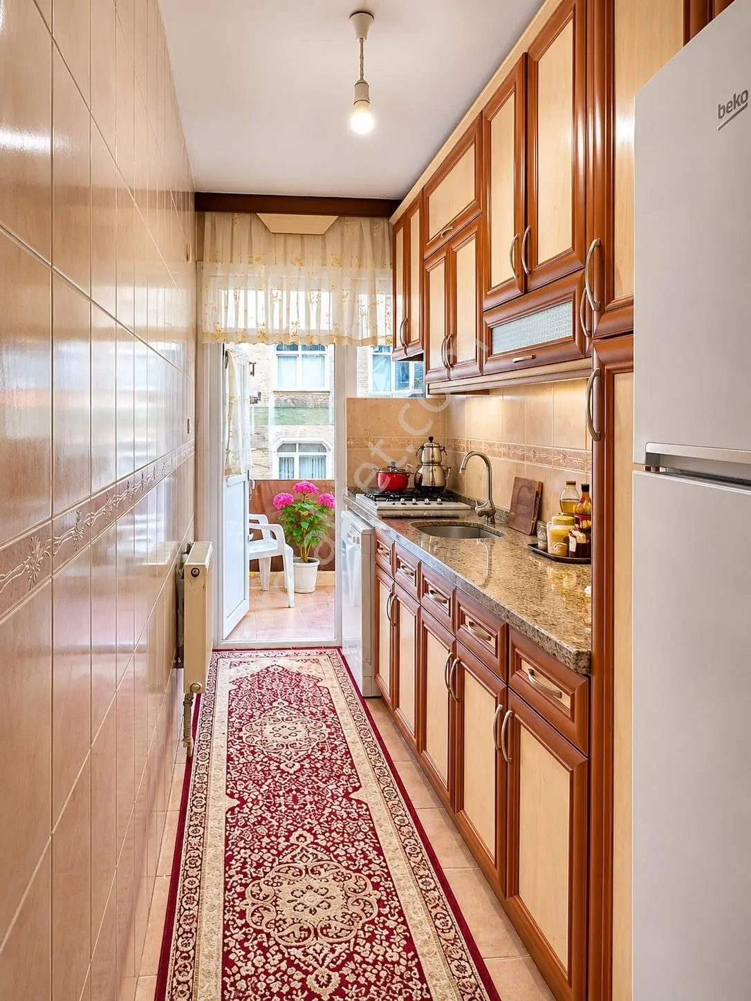 Tramvaya Yakın Site İçinde 2.kat Geniş Daire Arayana Özel 3+1 — fotoğraf 5