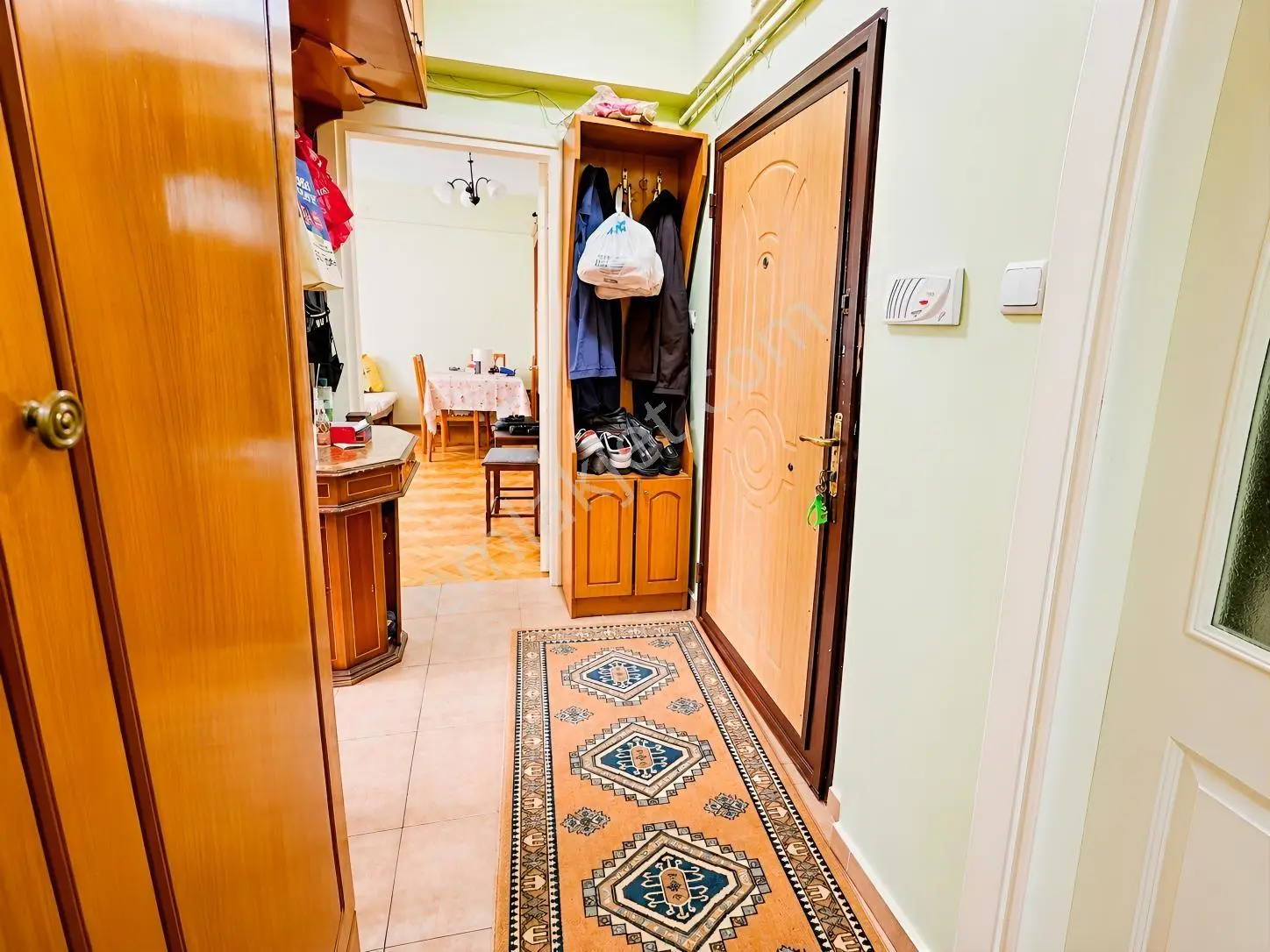 Tramvaya Yakın Site İçinde 2.kat Geniş Daire Arayana Özel 3+1 — fotoğraf 10