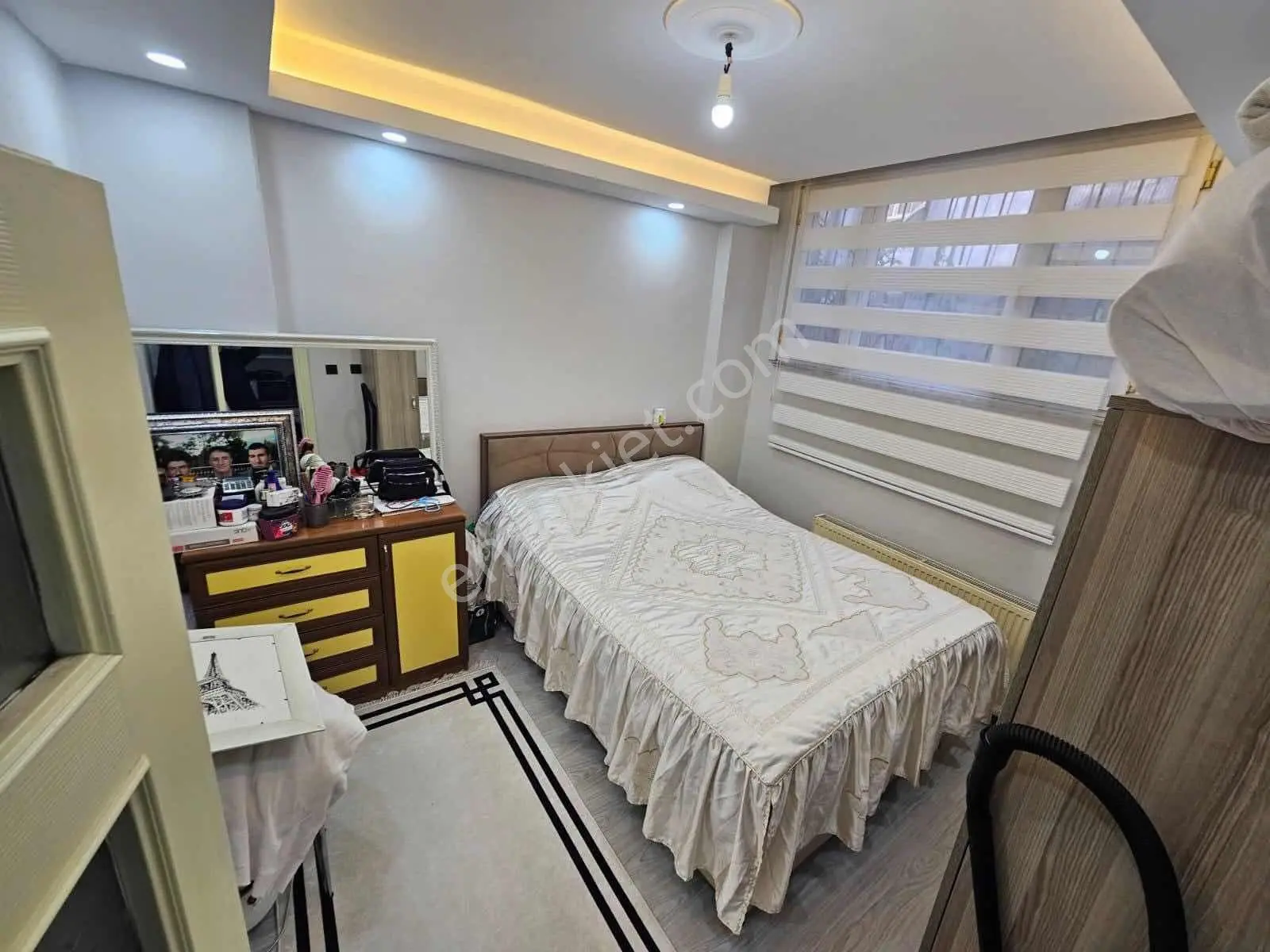 Zaferyapıdan Satılık Bağımsız Bahçekatı 2+1 85m2 16yaş 50.yılmh — fotoğraf 4