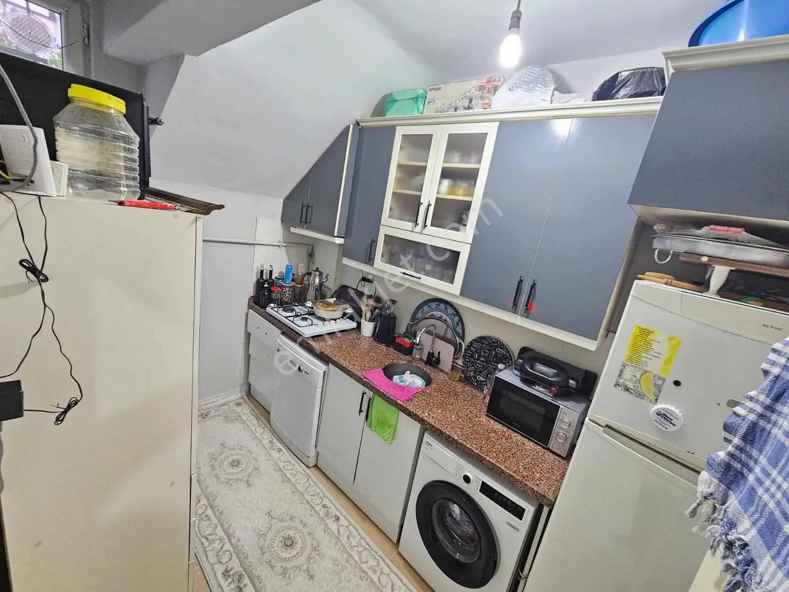 Zaferyapıdan Satılık Bağımsız Bahçekatı 2+1 85m2 16yaş 50.yılmh — fotoğraf 16