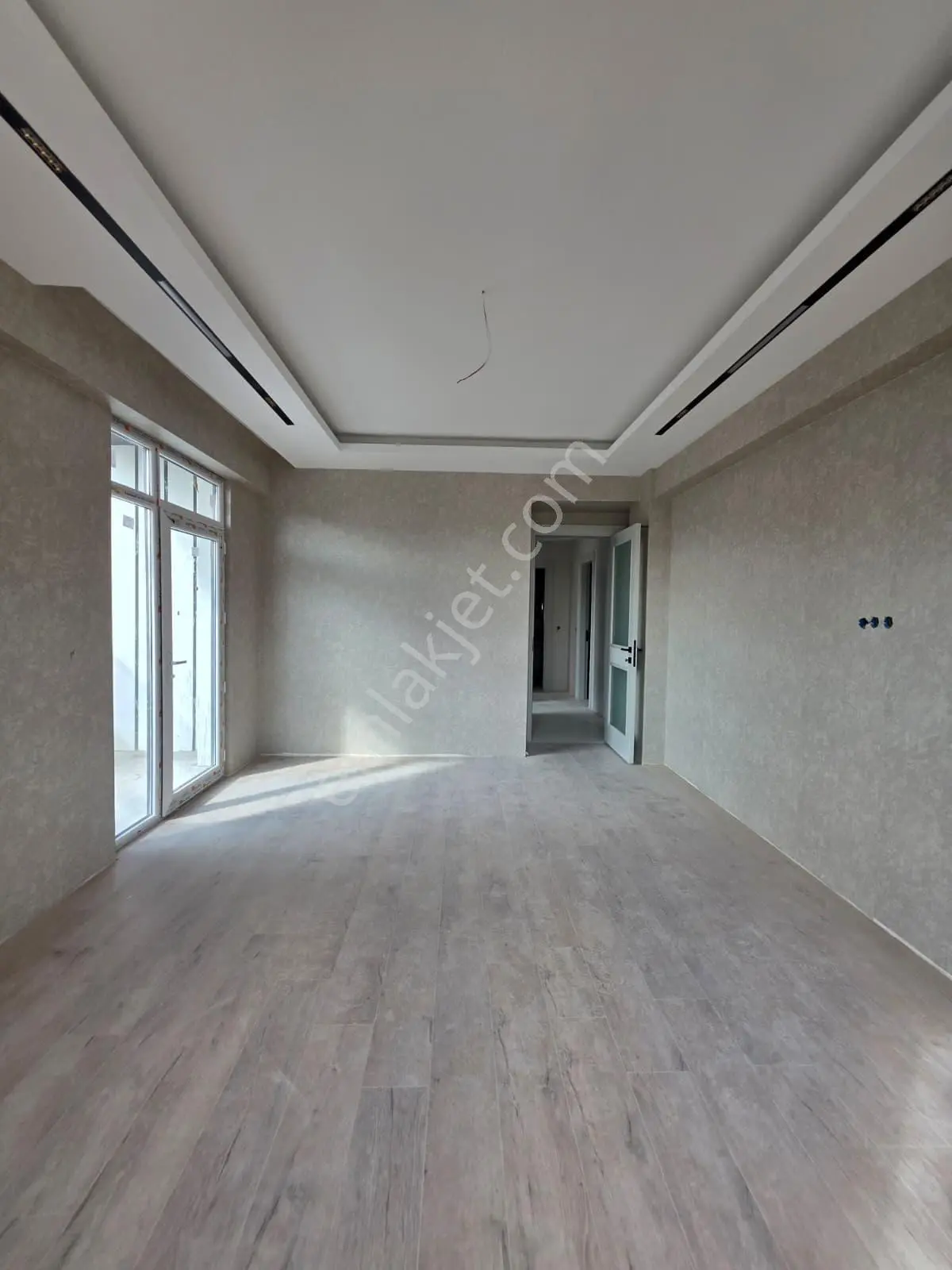 Yüksel Şahin'den Kosova'da Site İçi Sıfır 2+1 Asansörlü Geniş — fotoğraf 19