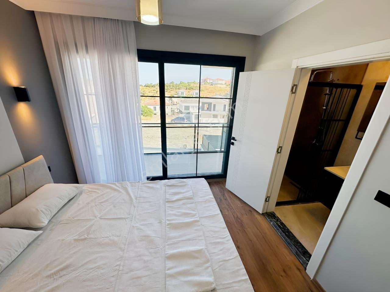 İzmir Çeşme Şifne Denize Yakın Havuzlu Dubleks Villa — fotoğraf 12