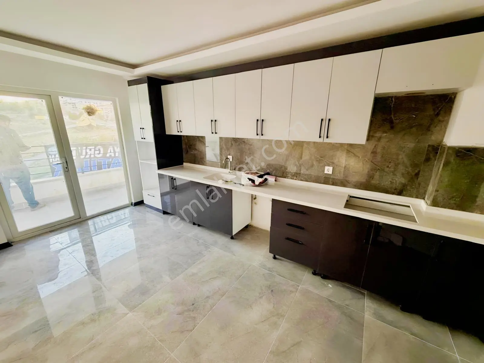 Avantaj'dan Şahapgürler'de Site İçi Katta Ful Yapılı 4+1 Daire!! — fotoğraf 4