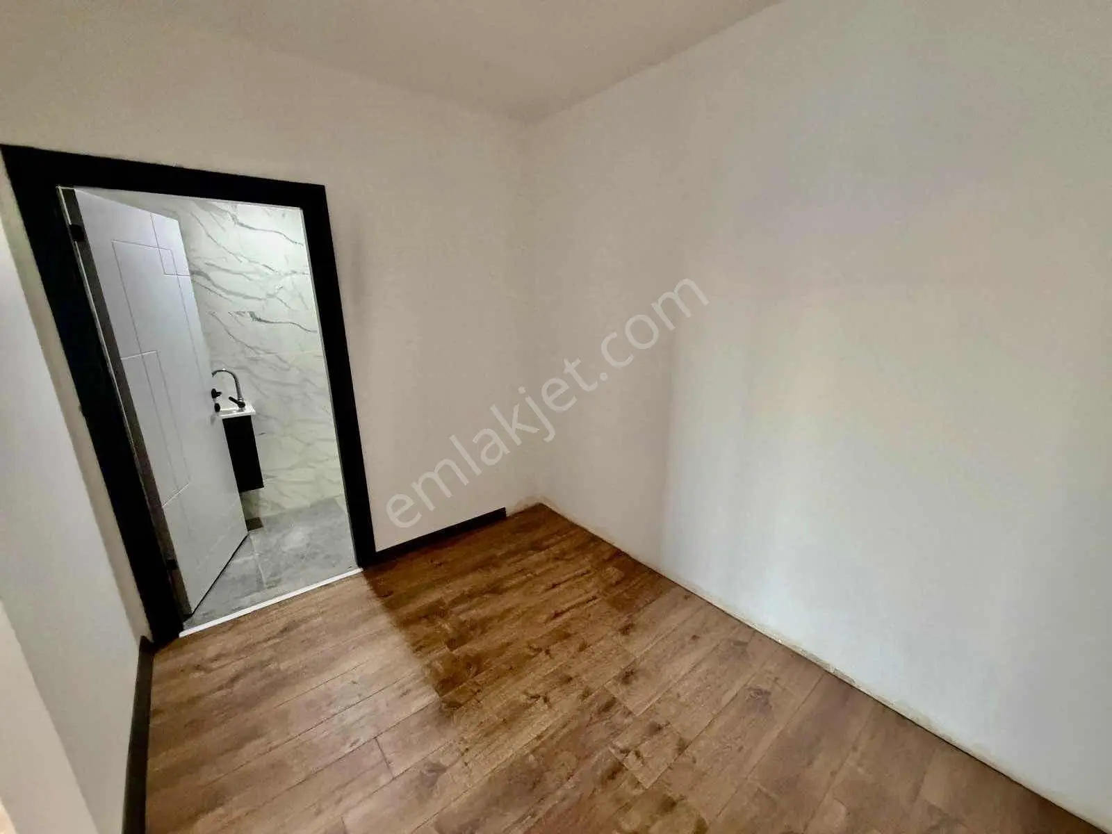 Avantaj'dan Şahapgürler'de Site İçi Katta Ful Yapılı 4+1 Daire!! — fotoğraf 23
