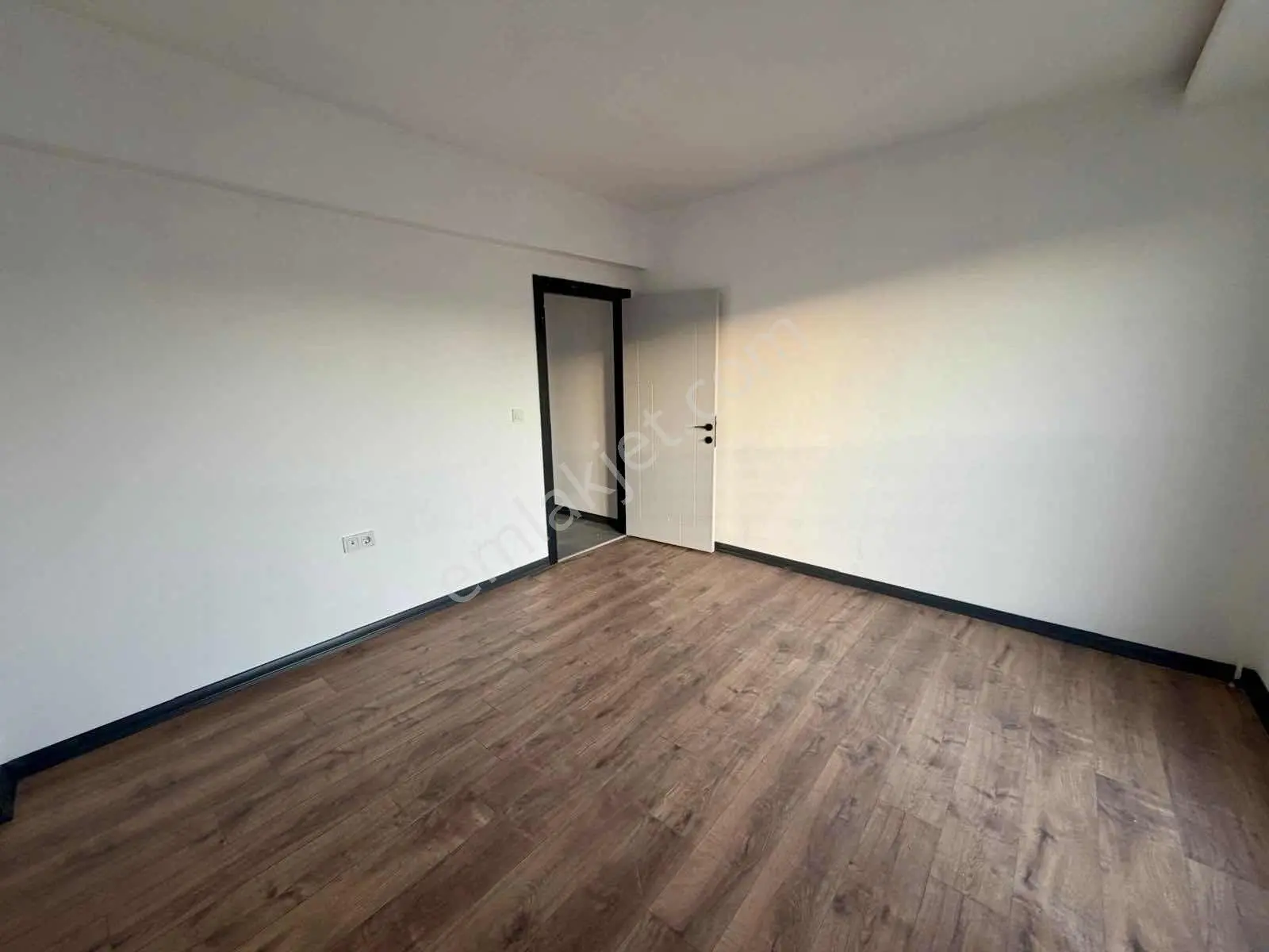 Avantaj'dan Şahapgürler'de Site İçi Katta Ful Yapılı 4+1 Daire!! — fotoğraf 29