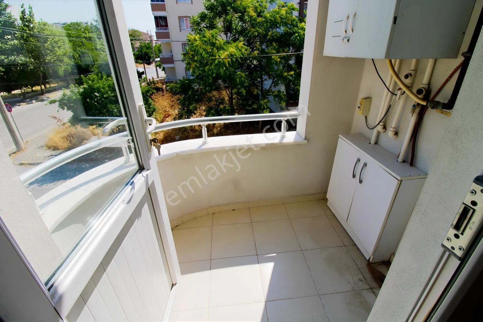 Startkey Yön Gayrimenkul'den Plevne Mah.satılık 1+0 Daire — fotoğraf 2