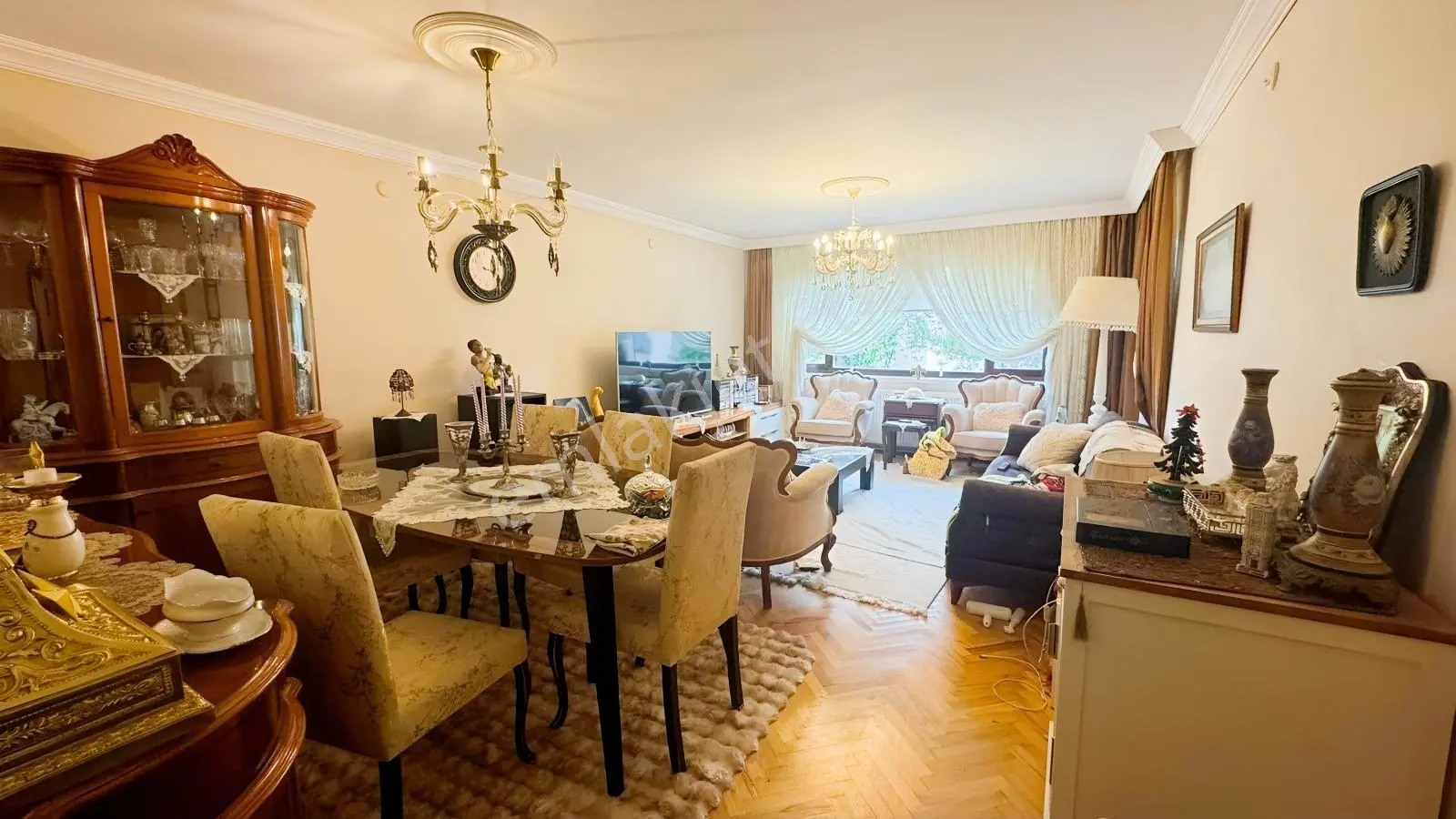 Çayyolu Merkezde Site İçinde Satılık 3+1 — fotoğraf 2