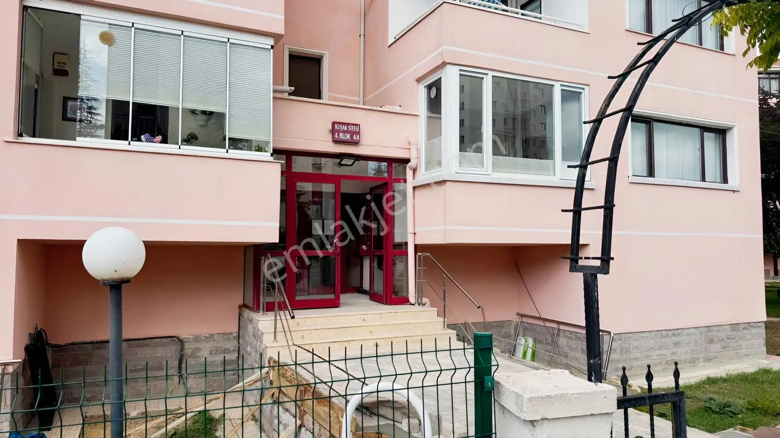 Çayyolu Merkezde Site İçinde Satılık 3+1 — fotoğraf 28