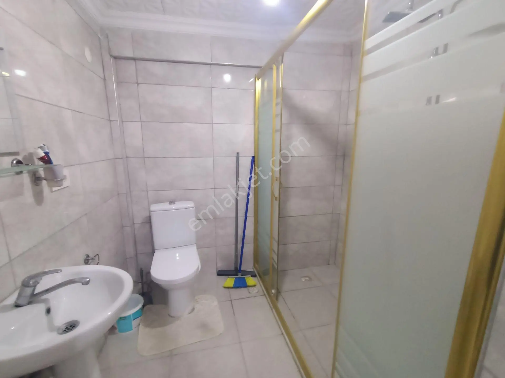 Yasemin Emlaktan Çınarcık Giriş Kat 1+1 Daire — fotoğraf 10
