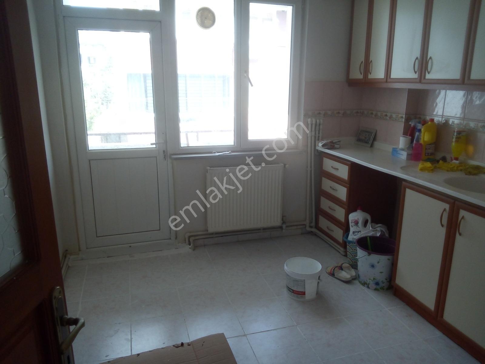 Plevne Mah.de Ara Kat Satılık 3+1 125 M2 Daire — fotoğraf 9