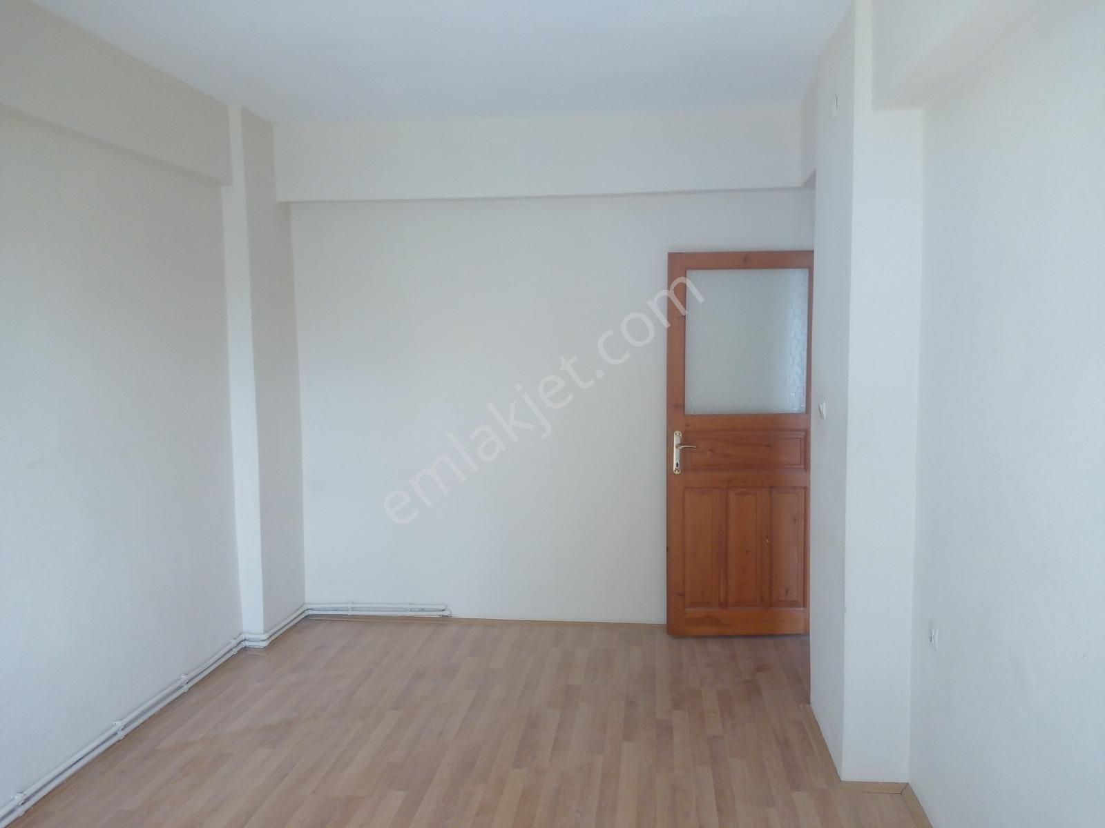 Plevne Mah.de Ara Kat Satılık 3+1 125 M2 Daire — fotoğraf 11