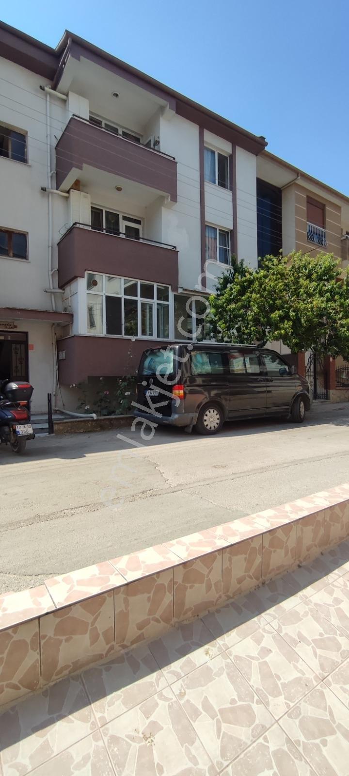 Plevne Mah.de Ara Kat Satılık 3+1 125 M2 Daire — fotoğraf 24