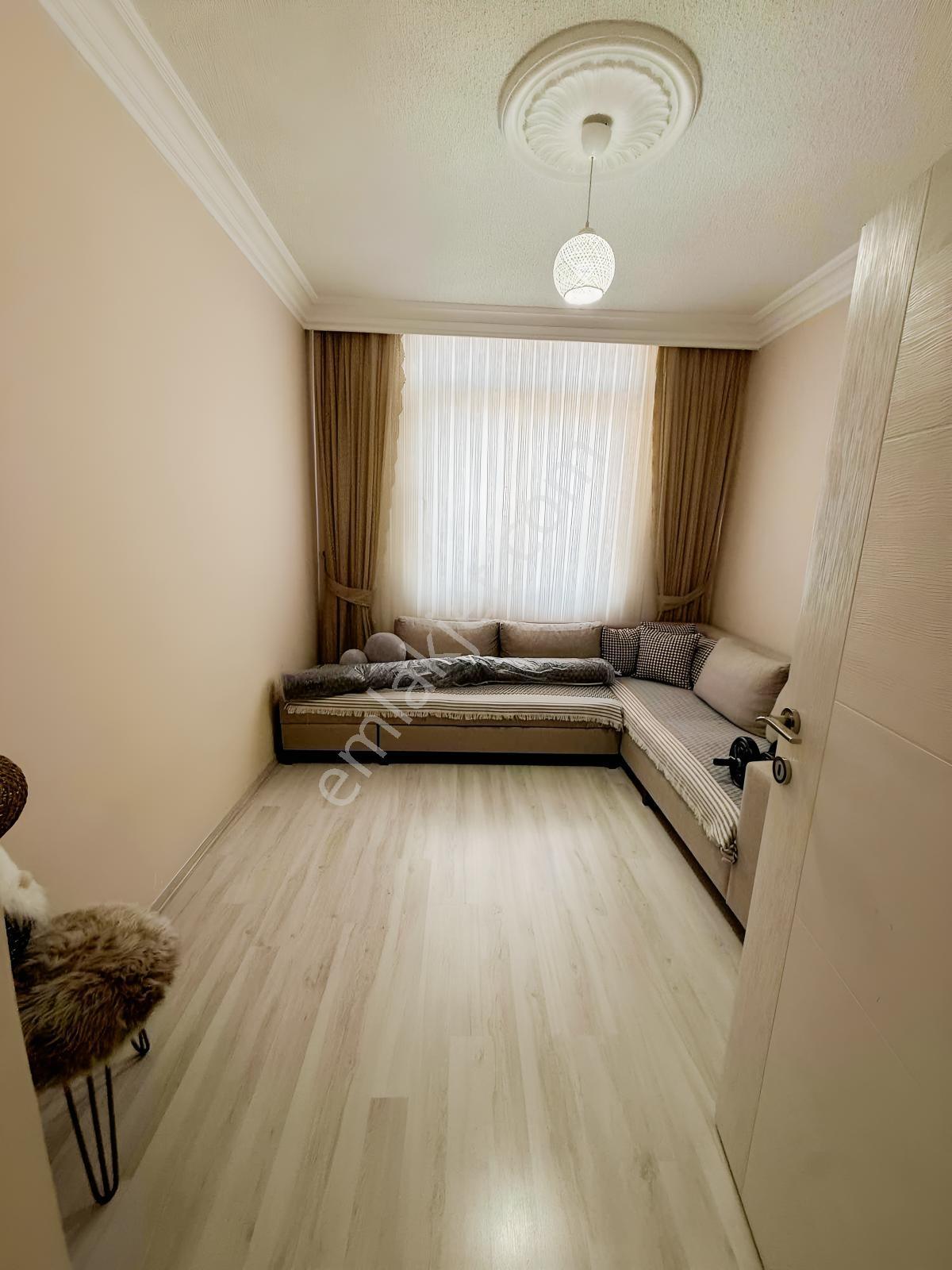 Çarşı Merkez De 3+1 Satılık Daire — fotoğraf 8