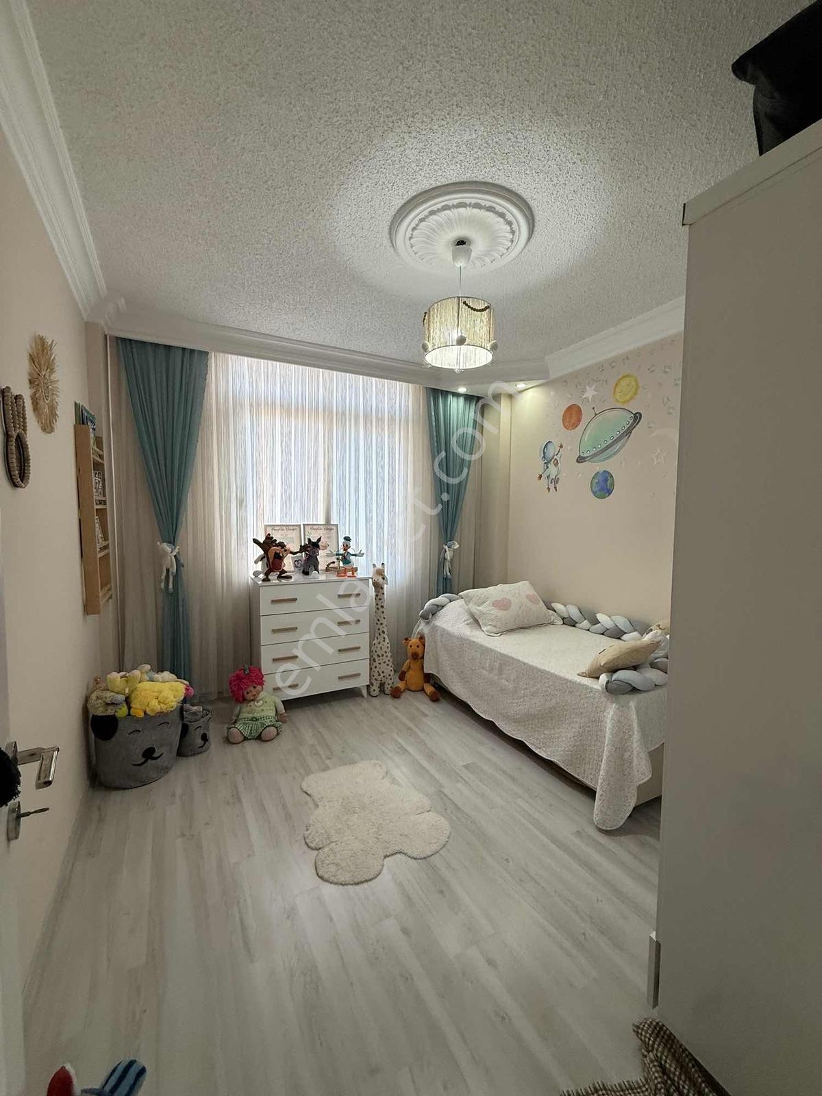 Çarşı Merkez De 3+1 Satılık Daire — fotoğraf 10