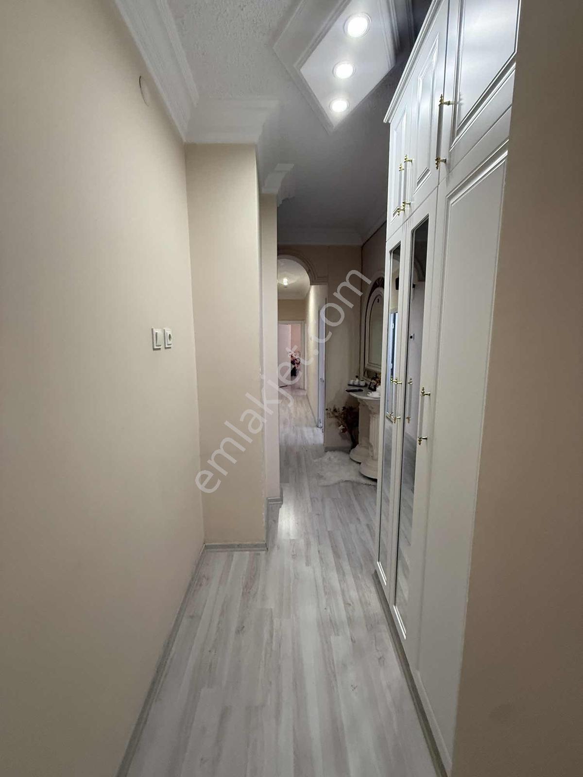 Çarşı Merkez De 3+1 Satılık Daire — fotoğraf 16