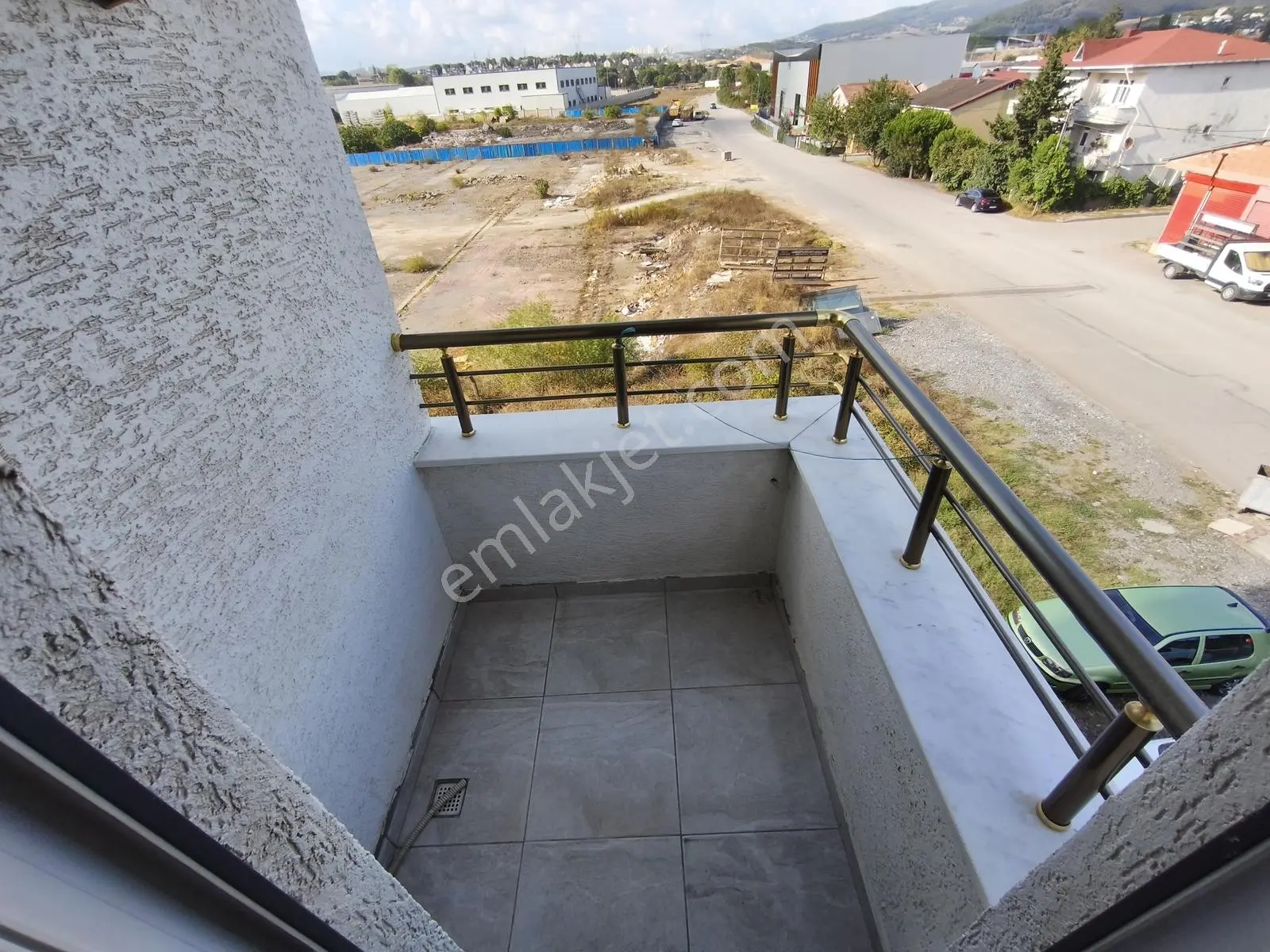 Sultanbeyli'de Eminevime Uygun Satılık 3+1 Boş & Geniş & Arakat — fotoğraf 7