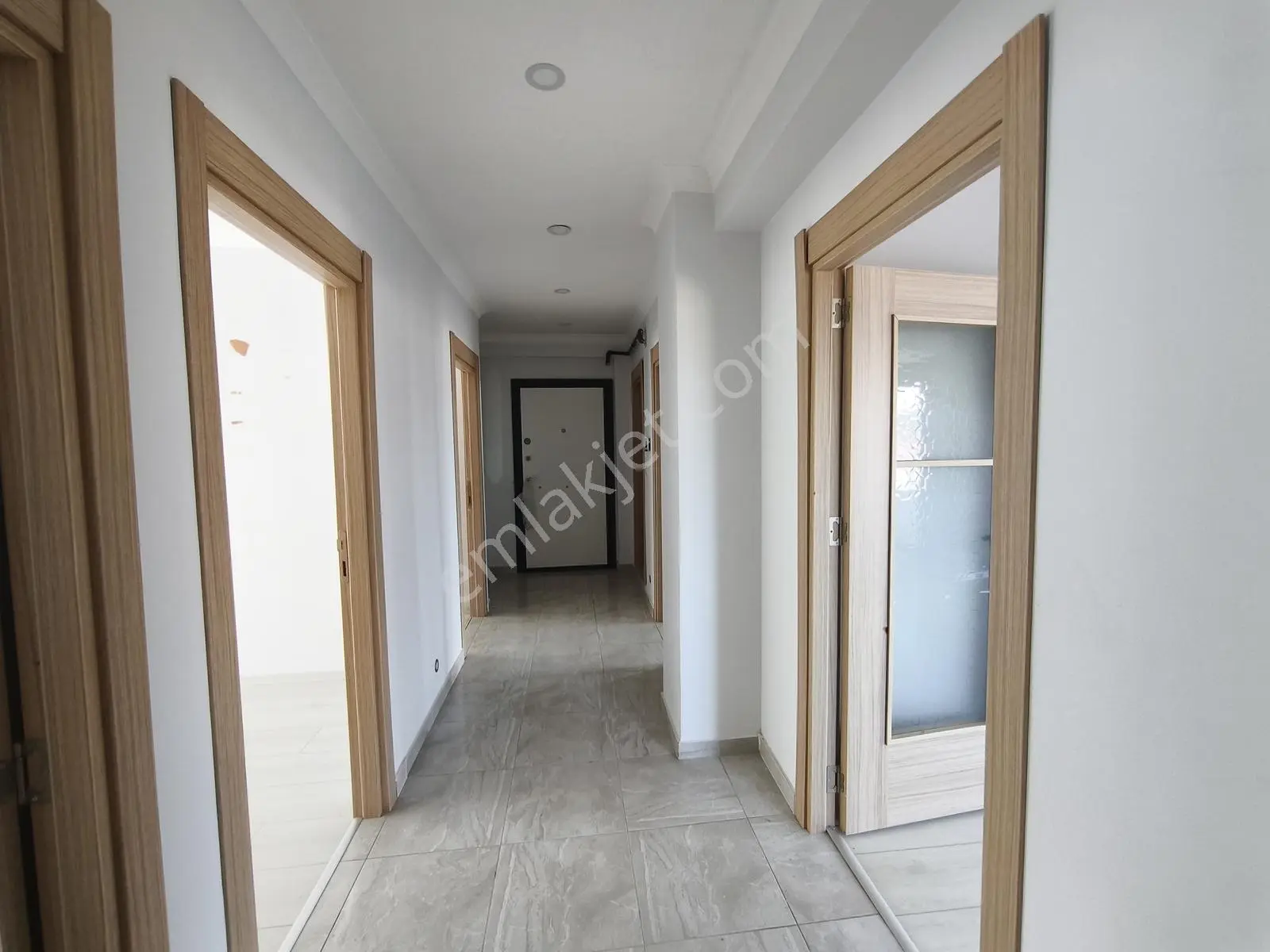 Sultanbeyli'de Eminevime Uygun Satılık 3+1 Boş & Geniş & Arakat — fotoğraf 19