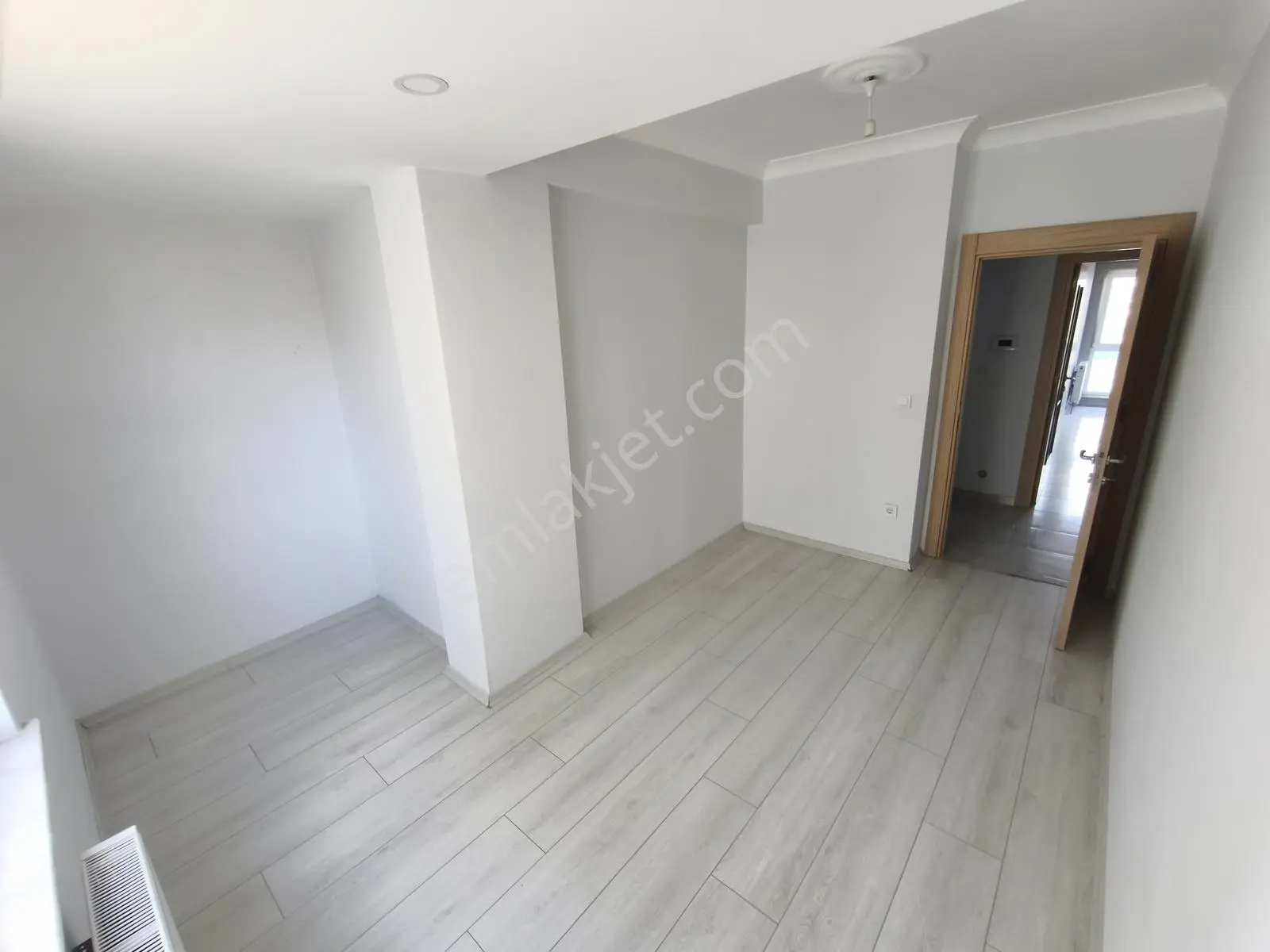 Sultanbeyli'de Eminevime Uygun Satılık 3+1 Boş & Geniş & Arakat — fotoğraf 23