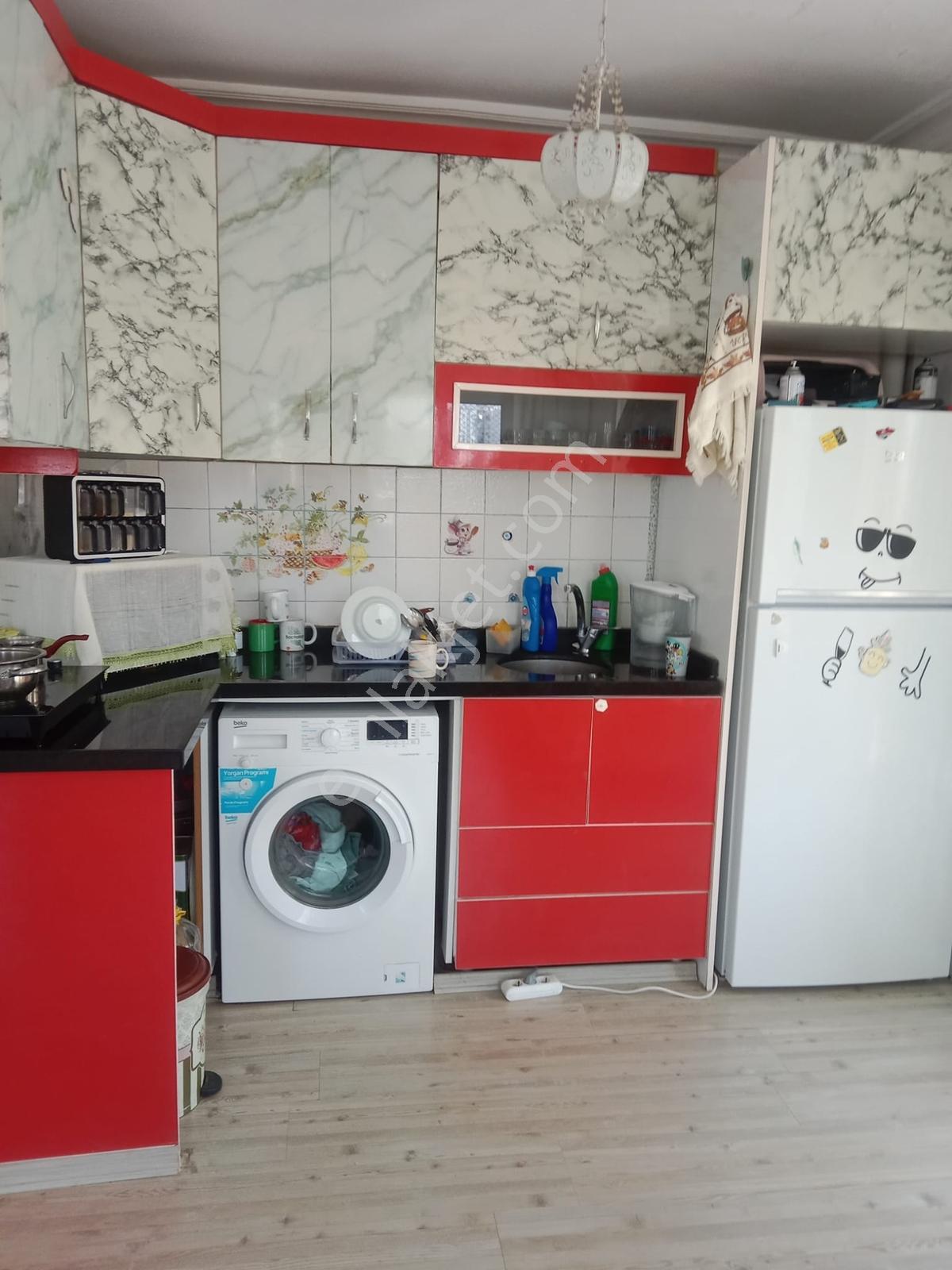Ergünden Mezitli Akdenizde Deniz Manzaralı Satılık 2+1 Daire — fotoğraf 5