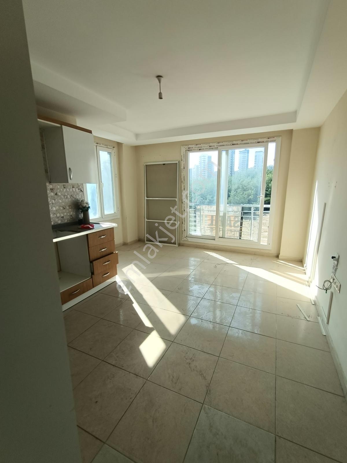 Adana Sarıçam Gültepe Mah.De Satılık 2+1 Daire