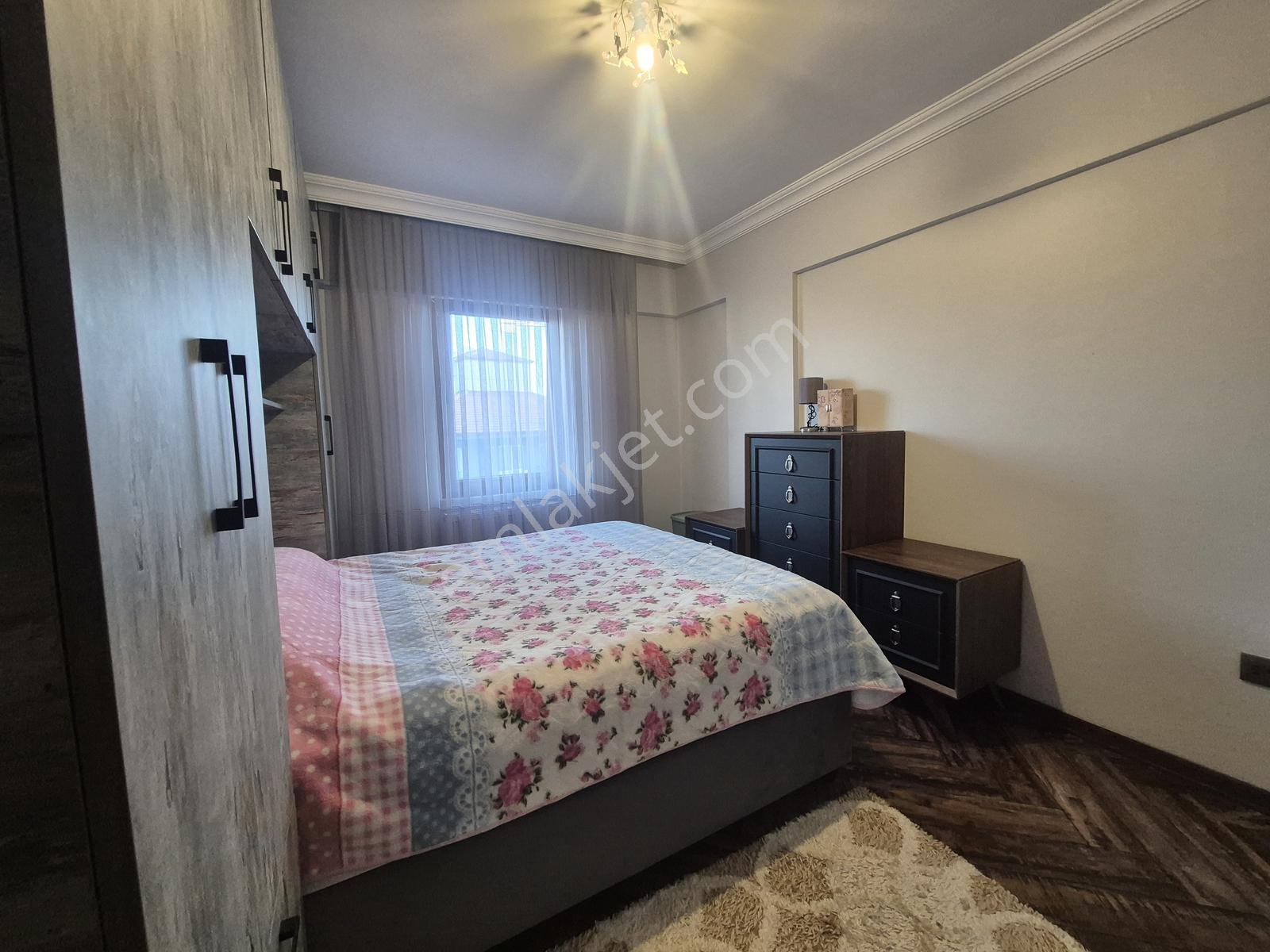 Aşıkpaşa Mah. İskanlı Full Yapılı Geniş Odalı Satılık 3+1 Daire — fotoğraf 16