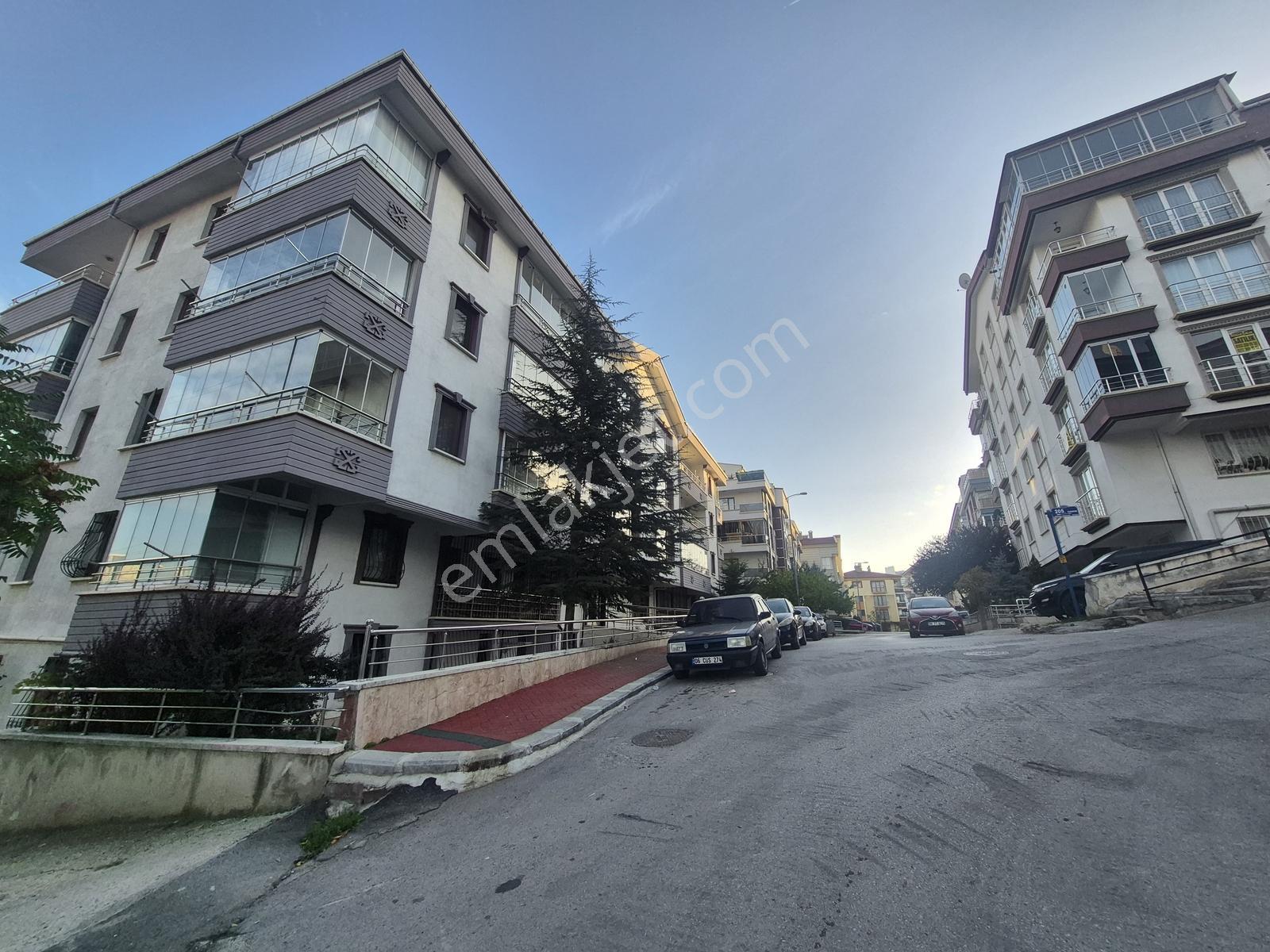 Aşıkpaşa Mah. İskanlı Full Yapılı Geniş Odalı Satılık 3+1 Daire — fotoğraf 29
