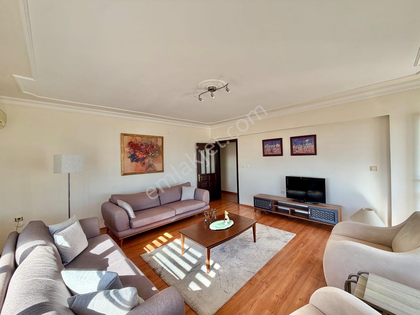 17 İzmir 75. Yıl Mahallesi Bizim Tepe Sitesi 3+1 Satılık Daire — fotoğraf 3