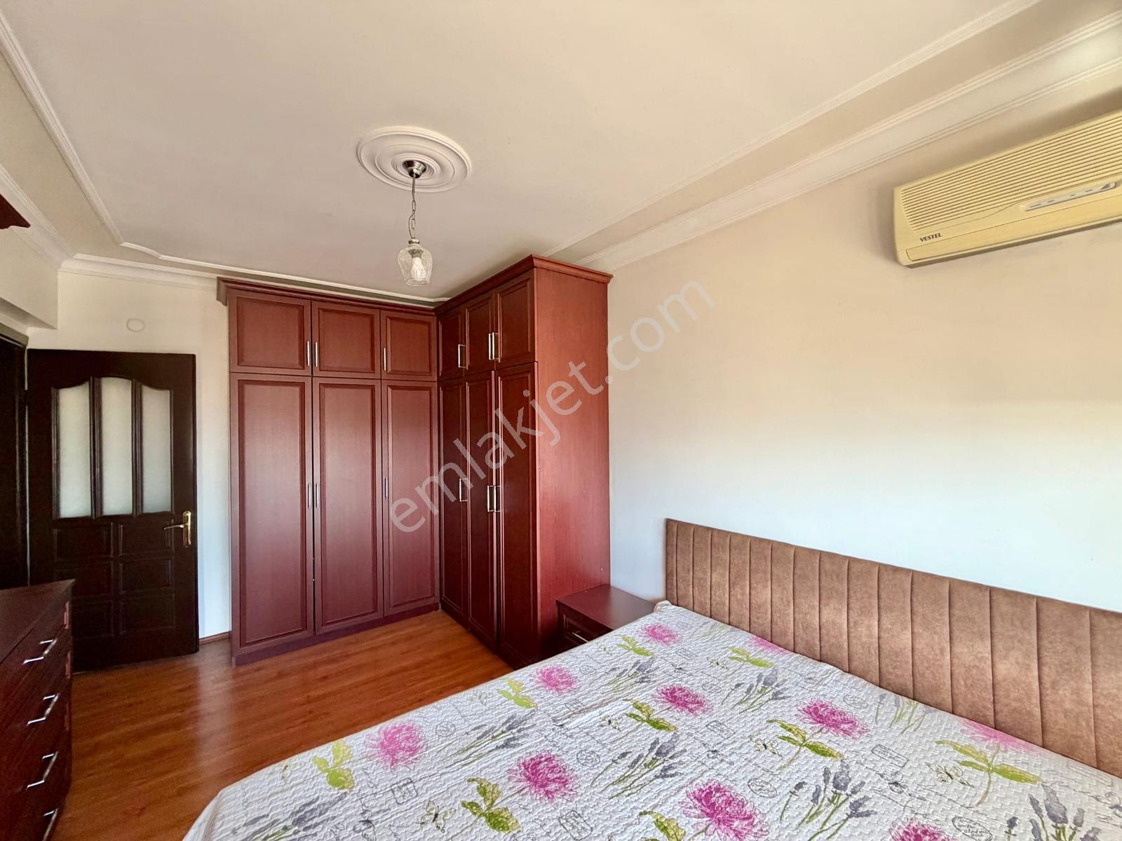 17 İzmir 75. Yıl Mahallesi Bizim Tepe Sitesi 3+1 Satılık Daire — fotoğraf 8