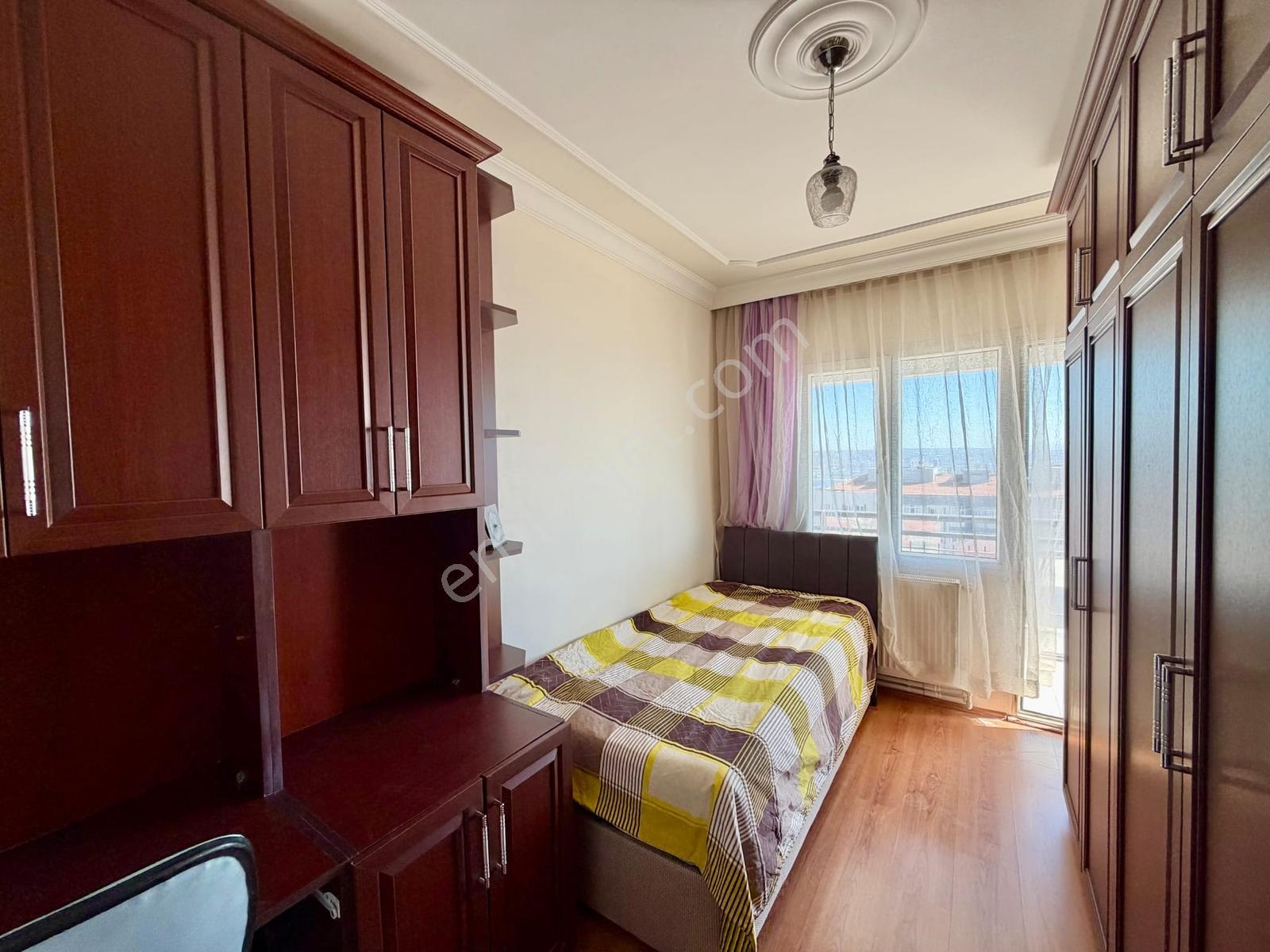 17 İzmir 75. Yıl Mahallesi Bizim Tepe Sitesi 3+1 Satılık Daire — fotoğraf 12
