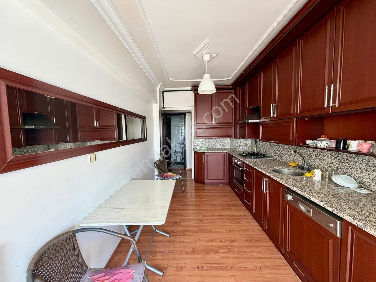 17 İzmir 75. Yıl Mahallesi Bizim Tepe Sitesi 3+1 Satılık Daire — fotoğraf 15