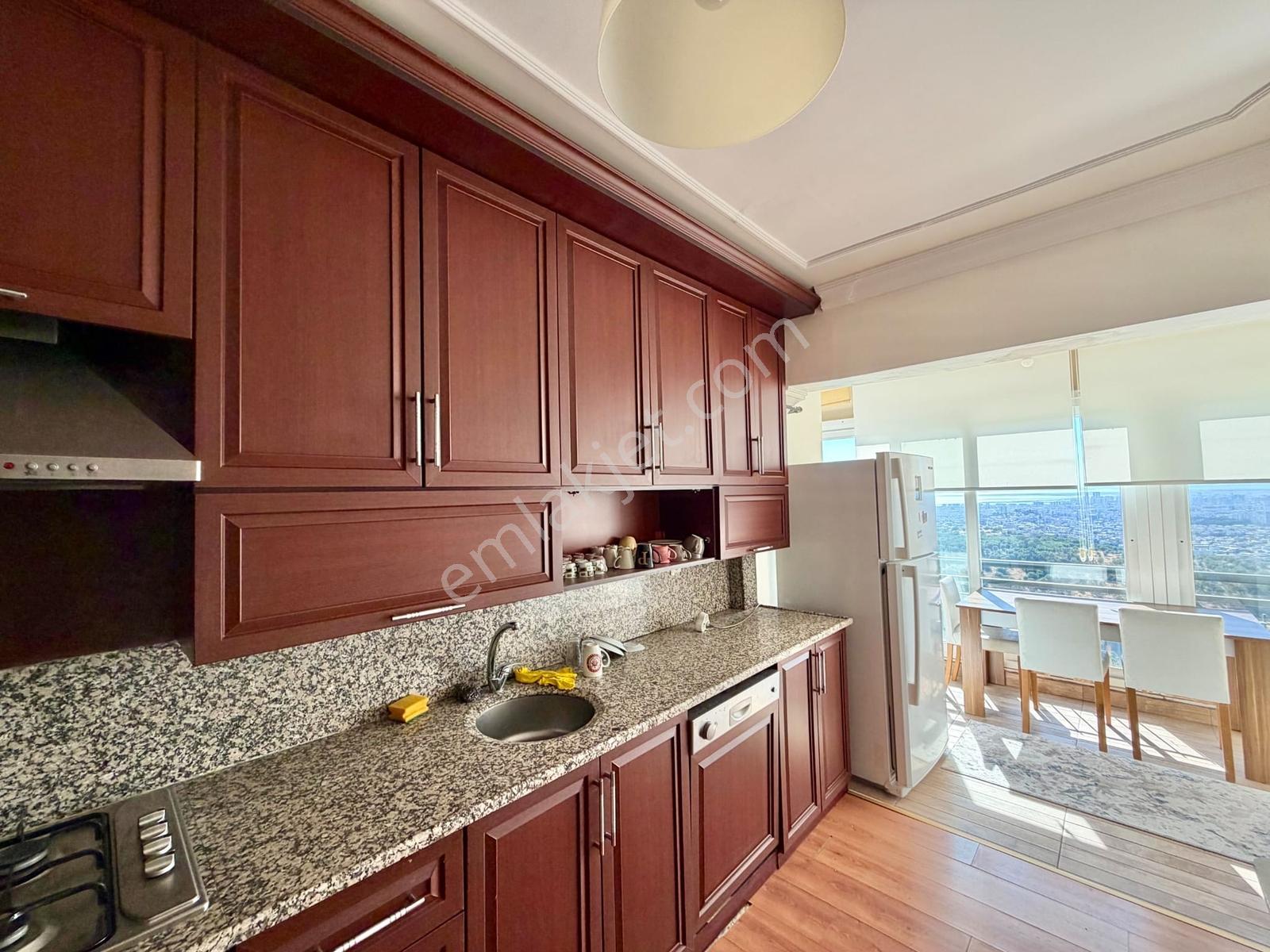 17 İzmir 75. Yıl Mahallesi Bizim Tepe Sitesi 3+1 Satılık Daire — fotoğraf 19