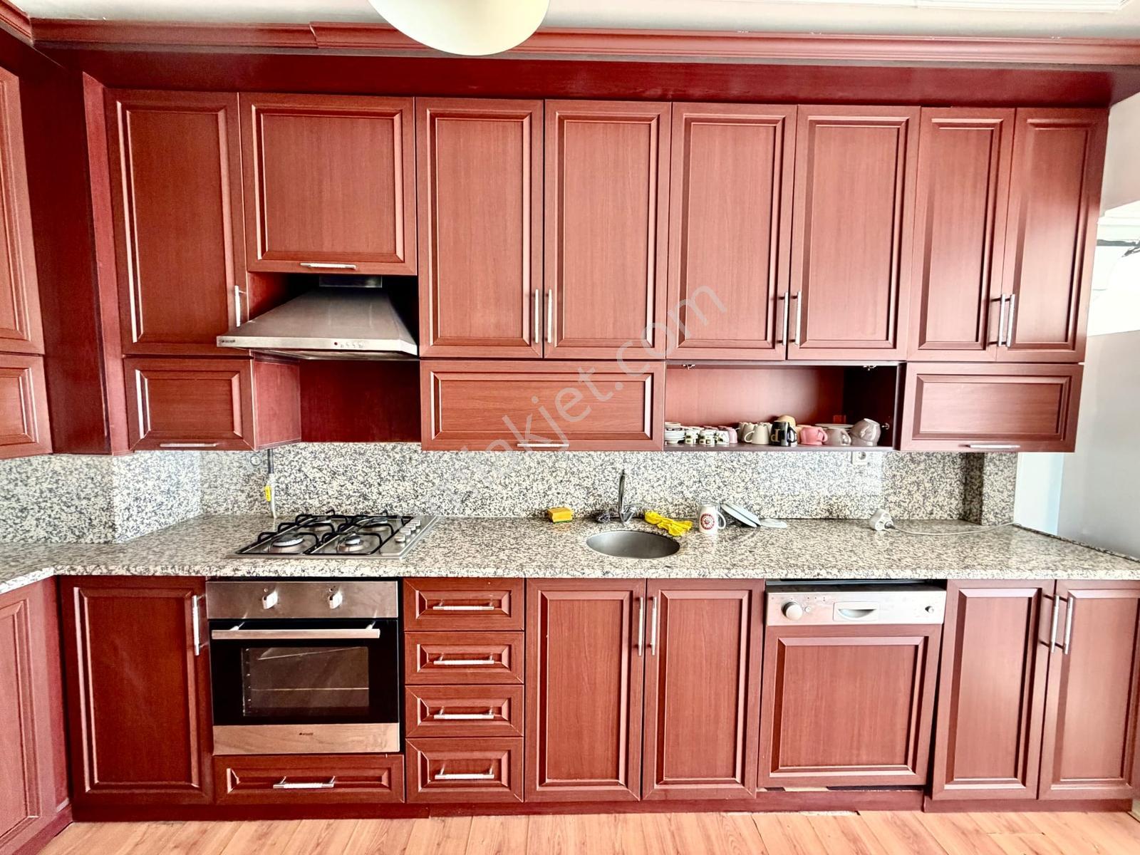 17 İzmir 75. Yıl Mahallesi Bizim Tepe Sitesi 3+1 Satılık Daire — fotoğraf 20