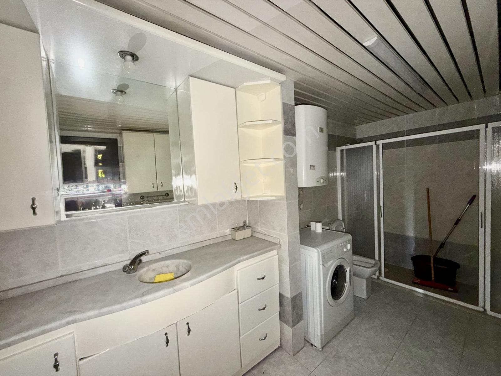 17 İzmir 75. Yıl Mahallesi Bizim Tepe Sitesi 3+1 Satılık Daire — fotoğraf 22