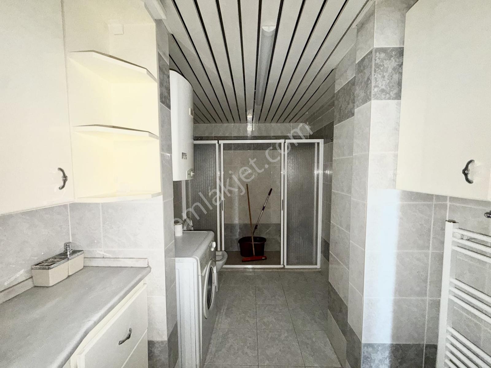 17 İzmir 75. Yıl Mahallesi Bizim Tepe Sitesi 3+1 Satılık Daire — fotoğraf 23