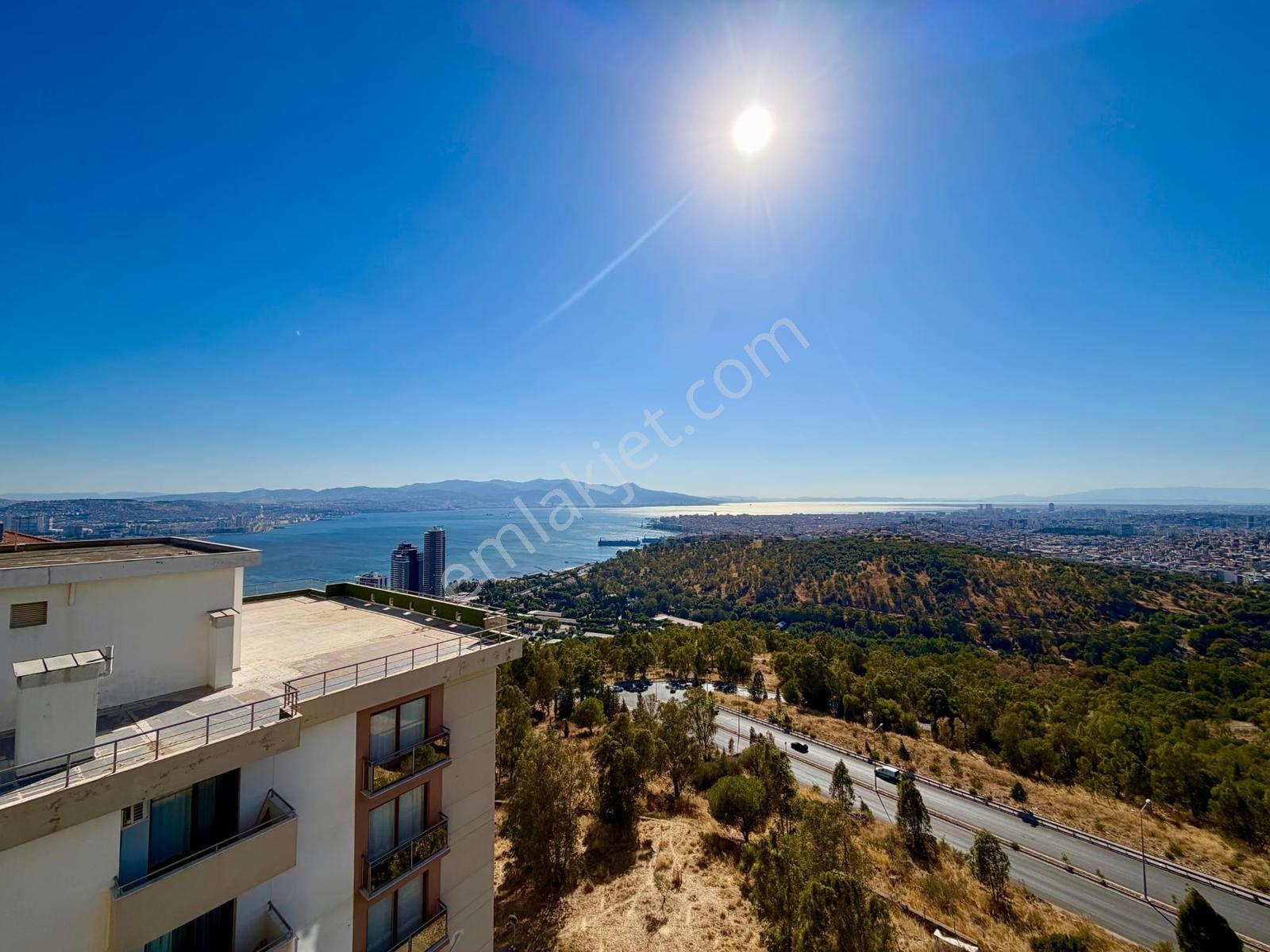 17 İzmir 75. Yıl Mahallesi Bizim Tepe Sitesi 3+1 Satılık Daire — fotoğraf 30