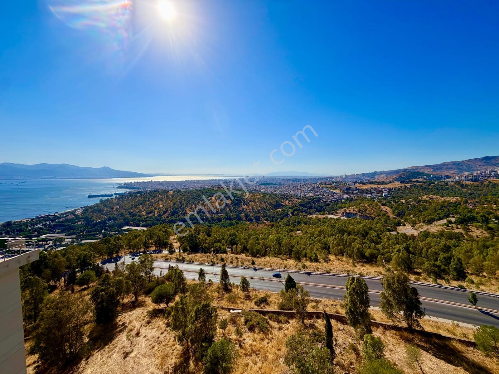 17 İzmir 75. Yıl Mahallesi Bizim Tepe Sitesi 3+1 Satılık Daire — fotoğraf 32