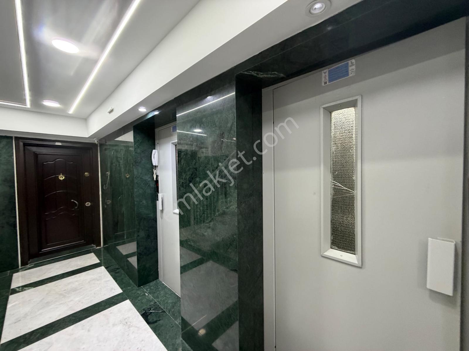 17 İzmir 75. Yıl Mahallesi Bizim Tepe Sitesi 3+1 Satılık Daire — fotoğraf 33
