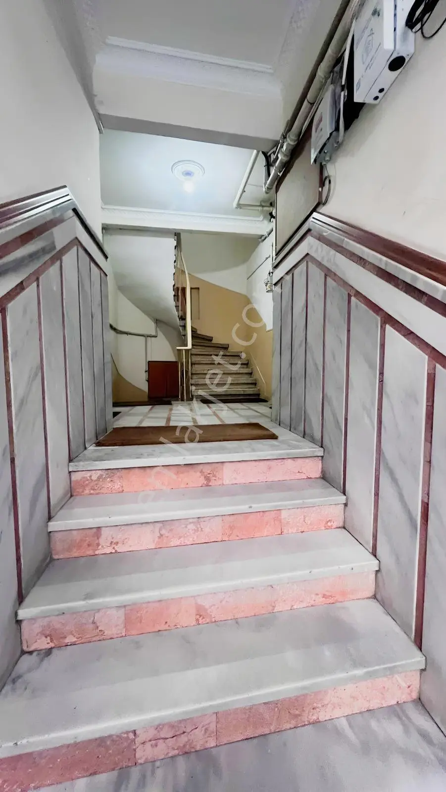 Şişli'de Yatırımlık 1+1 Bahçe Katı Satılık Daire — fotoğraf 14