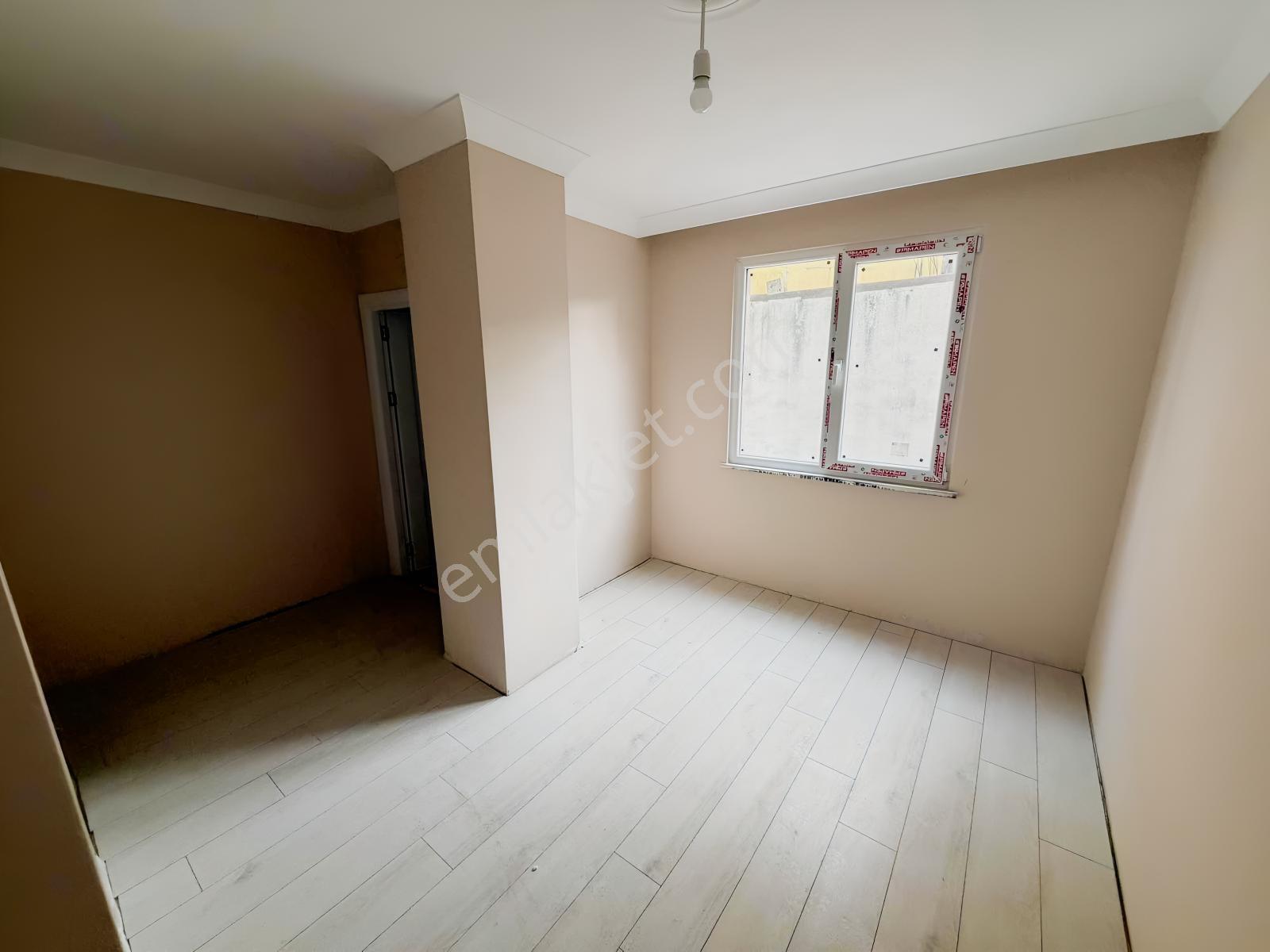 Sultanbeylide Metroya 300 Metre Mesafede 2+1 Satılık Daire — fotoğraf 8