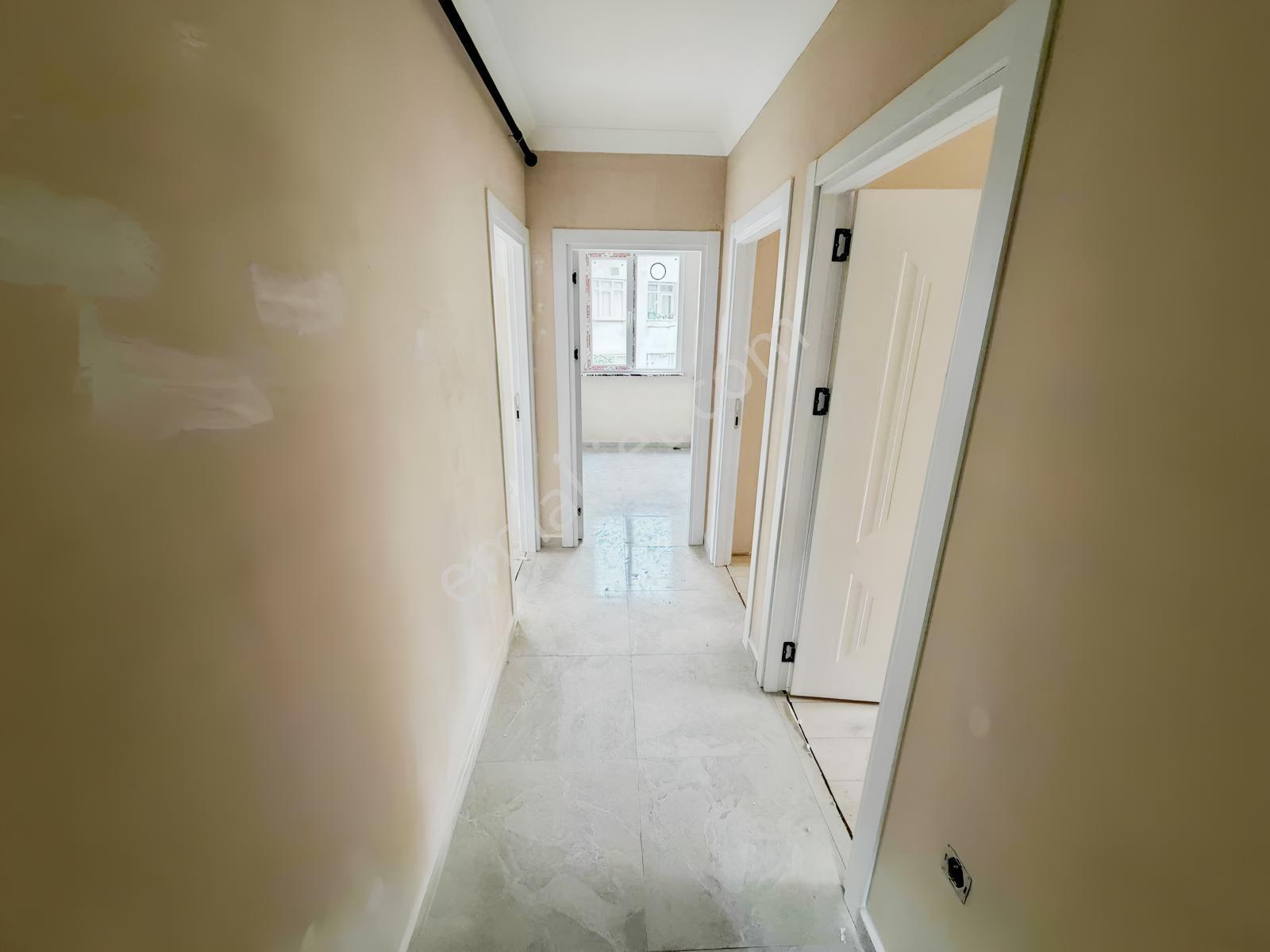 Sultanbeylide Metroya 300 Metre Mesafede 2+1 Satılık Daire — fotoğraf 10