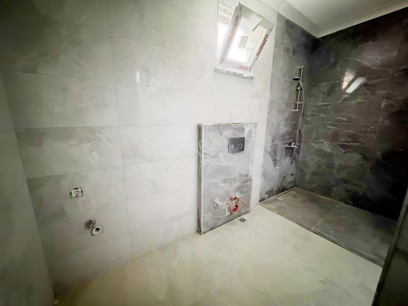 Sultanbeylide Metroya 300 Metre Mesafede 2+1 Satılık Daire — fotoğraf 11