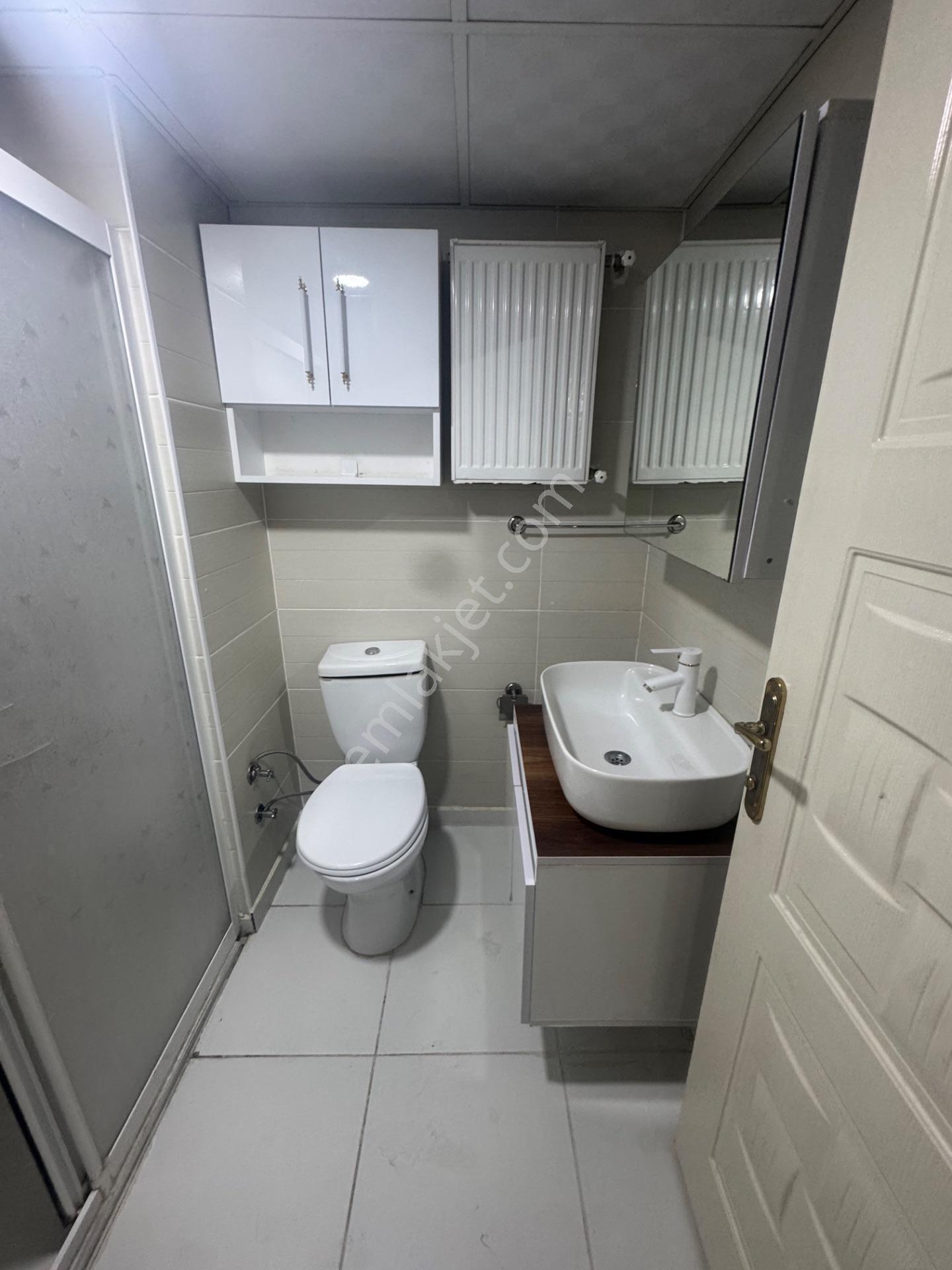 Kilis Ekrem Çetin 2+1 Eşyalı Satılık Daire — fotoğraf 14