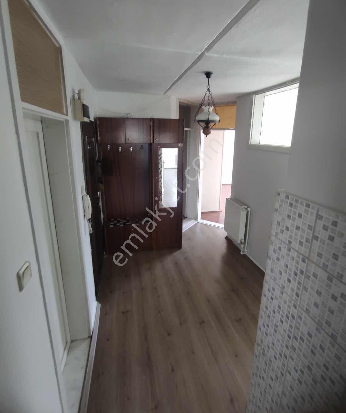 Denizli De Cadde Üzerinde 2+1 Fırsat Satılık Arakat Daire — fotoğraf 12