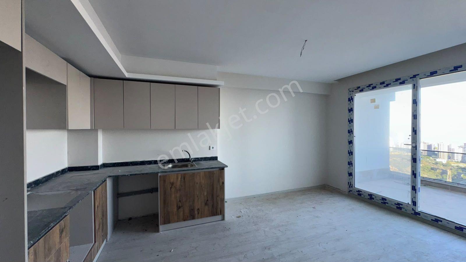 Mersin Ayaş'ta Deniz Manzaralı Satılık 1+1 Daire — fotoğraf 9