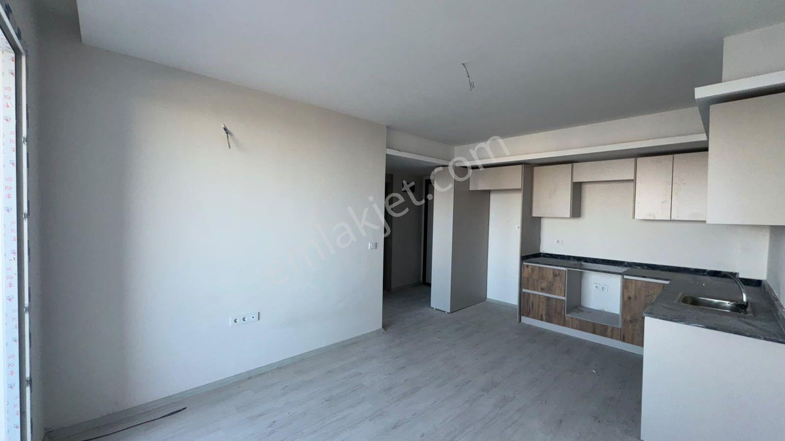 Mersin Ayaş'ta Deniz Manzaralı Satılık 1+1 Daire — fotoğraf 12