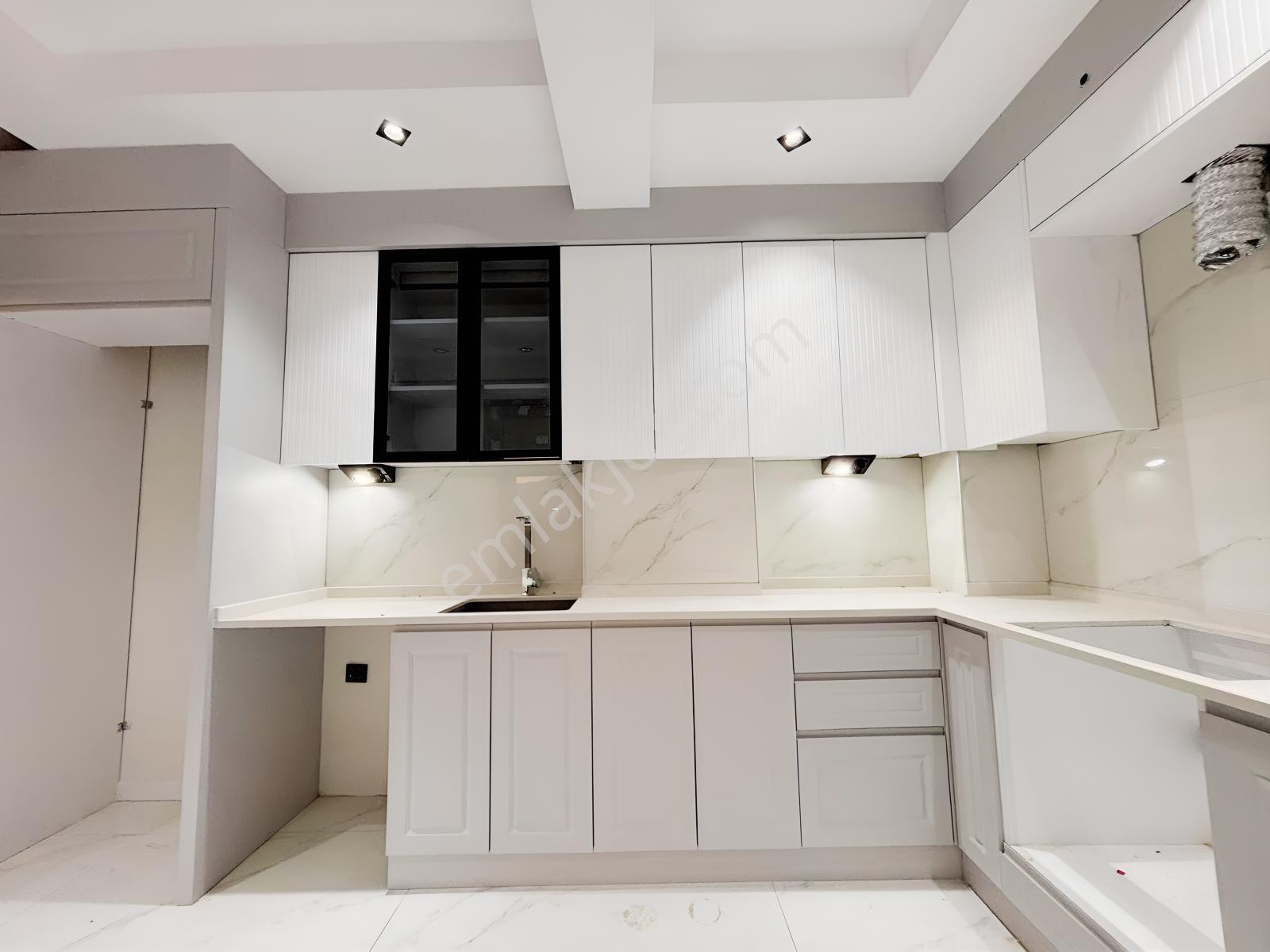 Demirler'den Karahasanlı'da Arakat 110 M² 2+1 Satılık Daire — fotoğraf 5